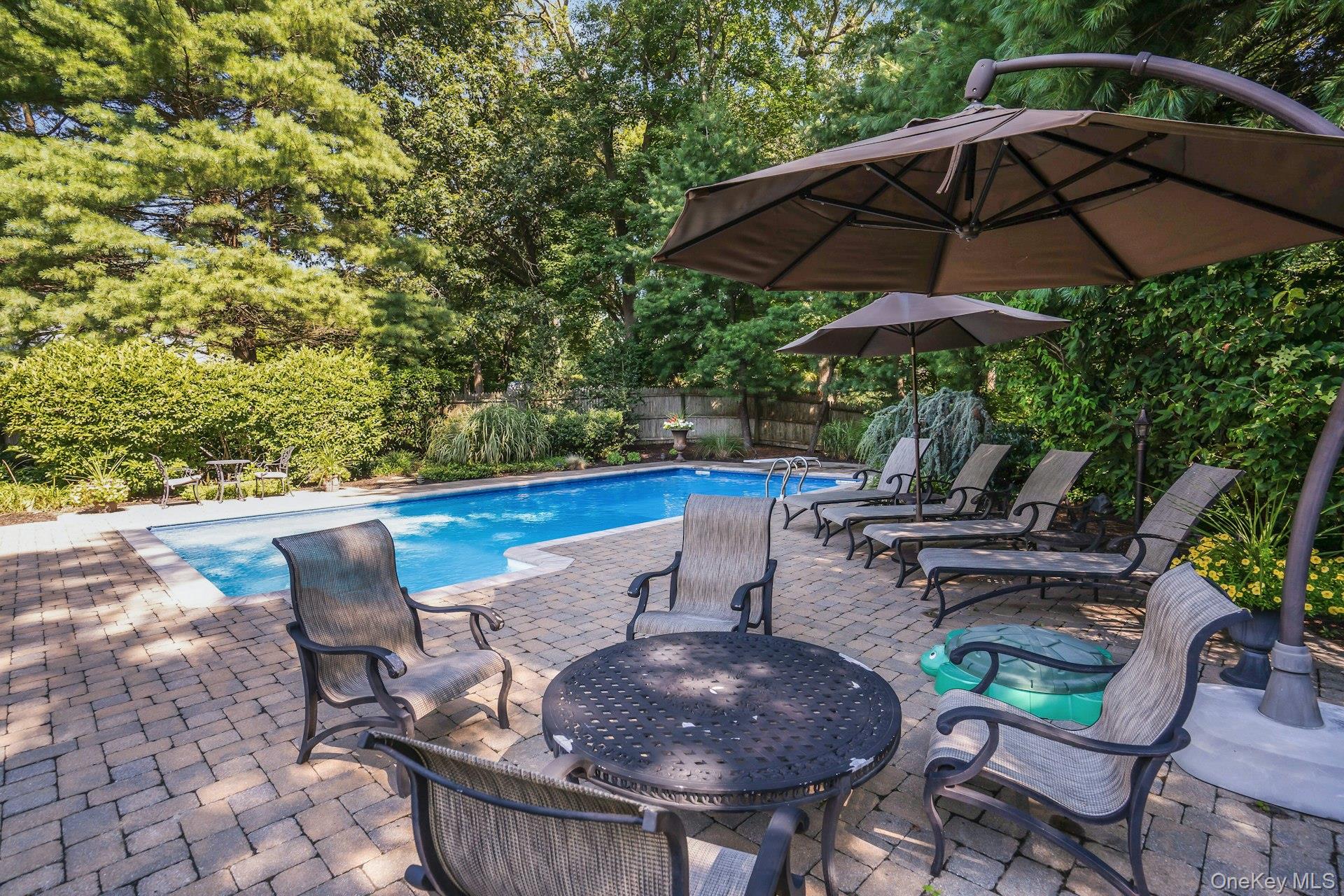 33 McCulloch Drive – For Sale photo 47