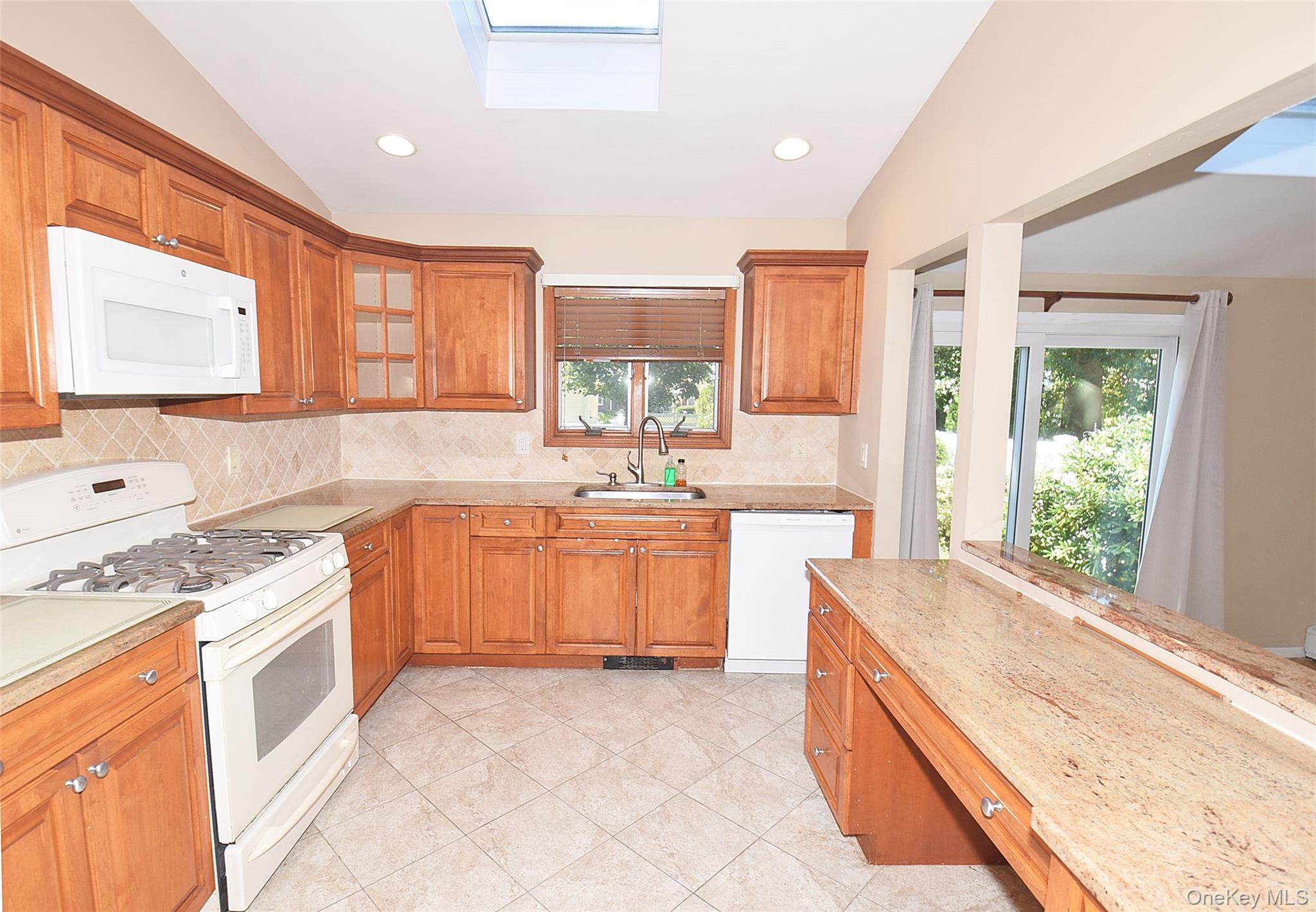 95 Krug Place – For Sale photo 11