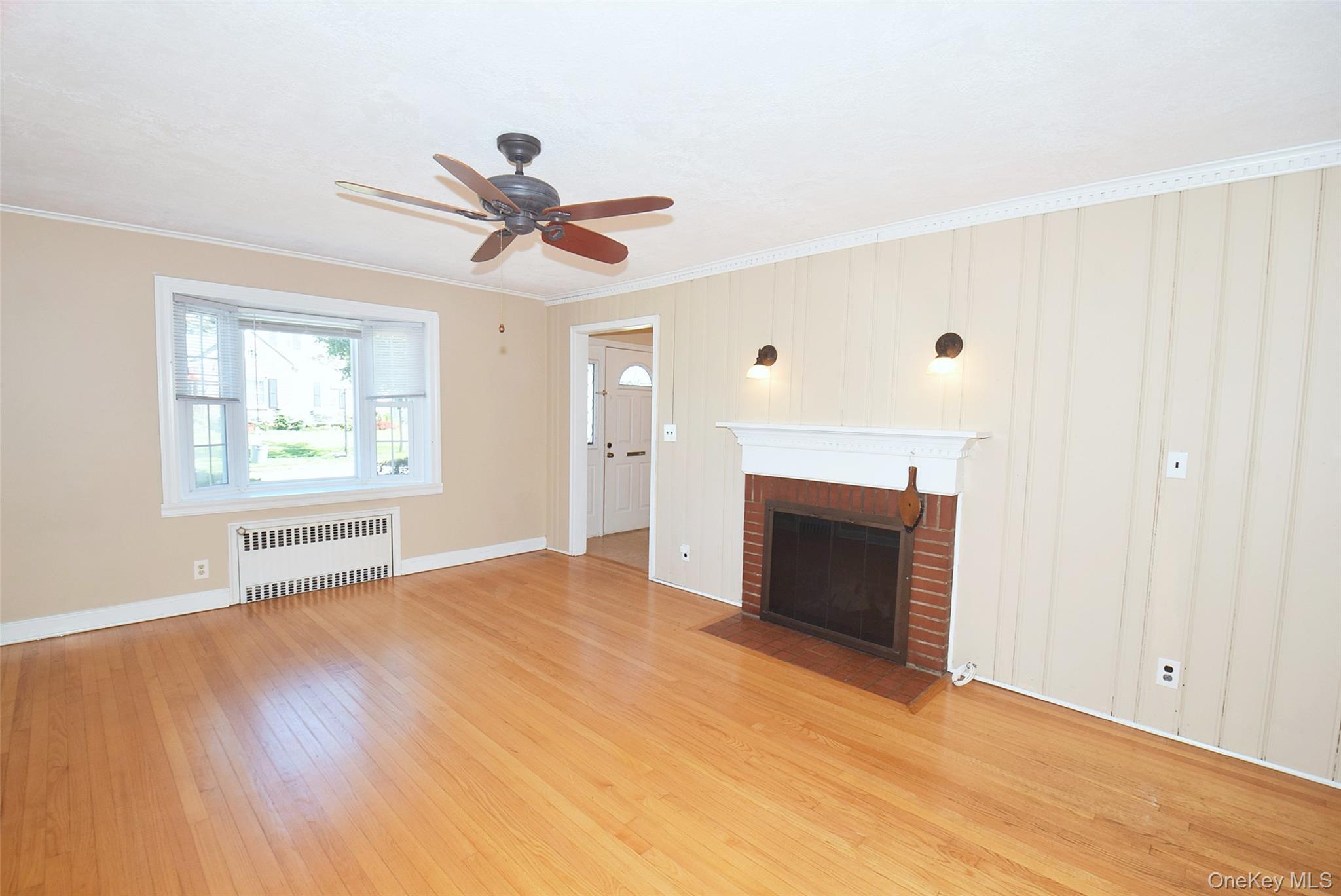 95 Krug Place – For Sale photo 3