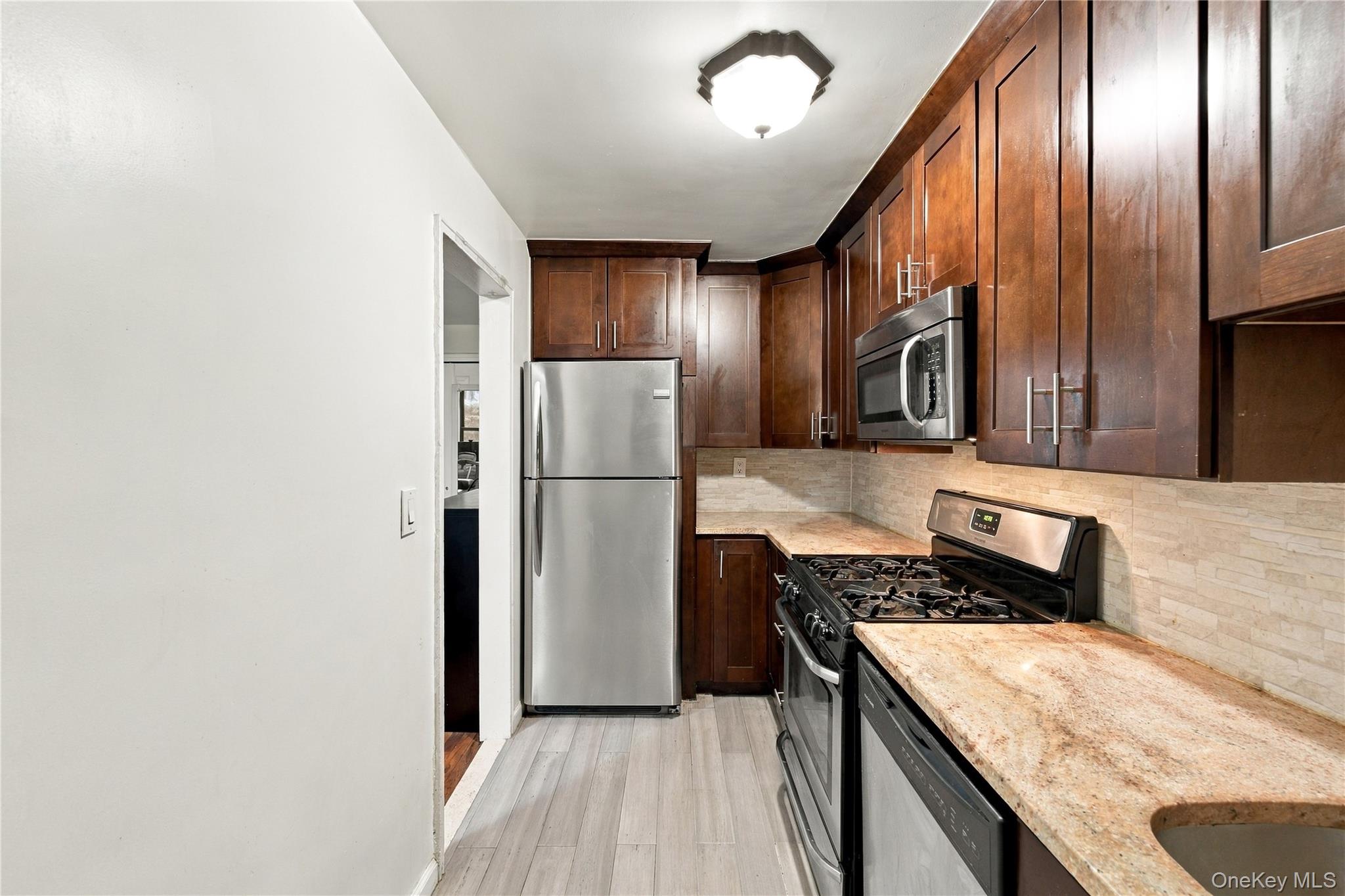105-07 66th Road, Unit 1G photo 6