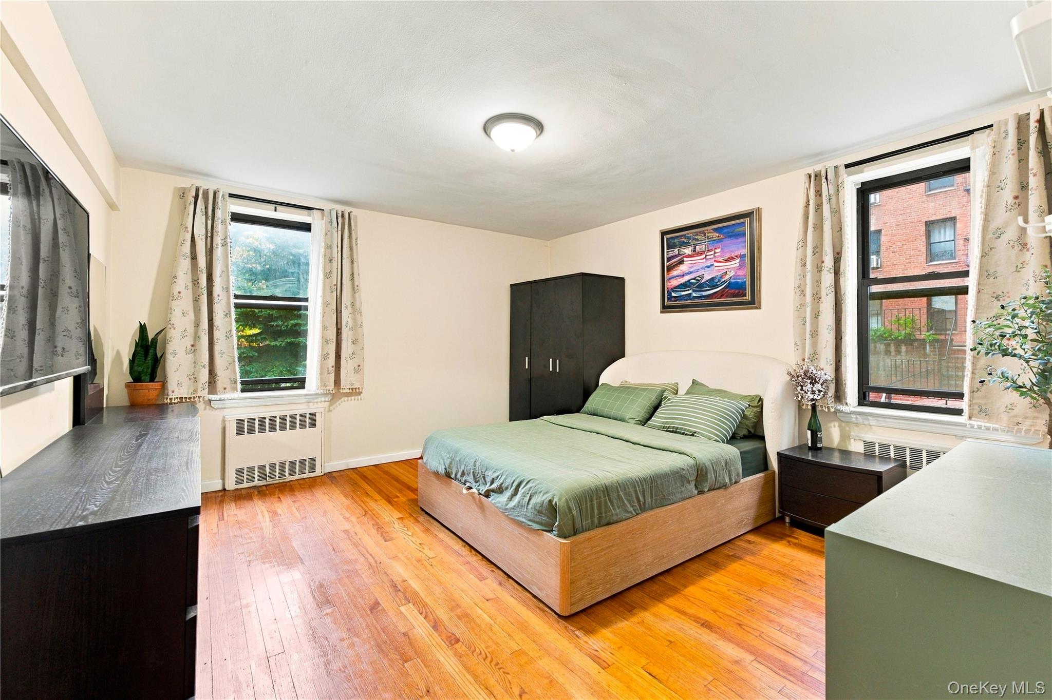 105-07 66th Road, Unit 1G photo 9