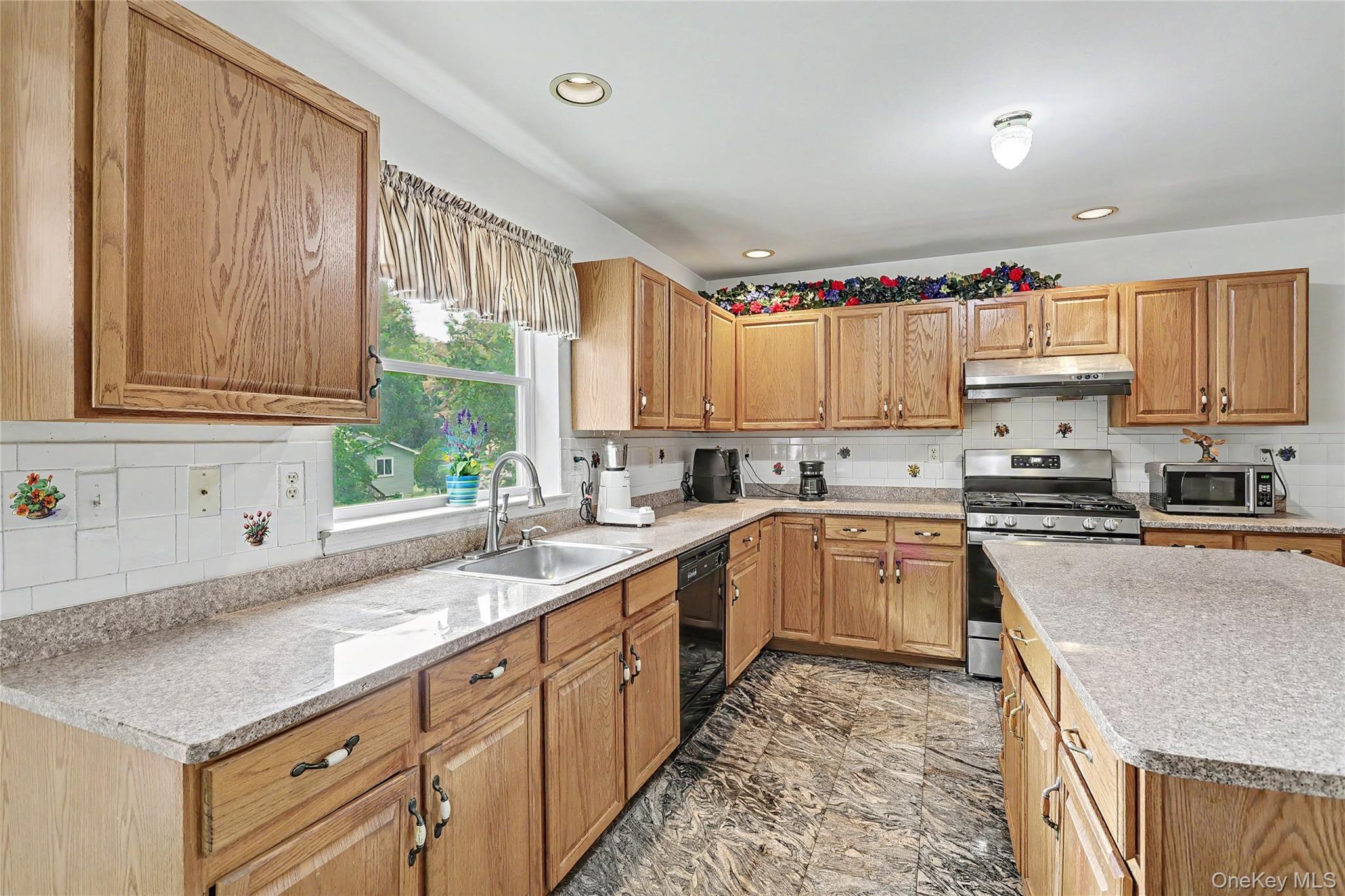 14 Blue Heron Road – For Sale photo 10