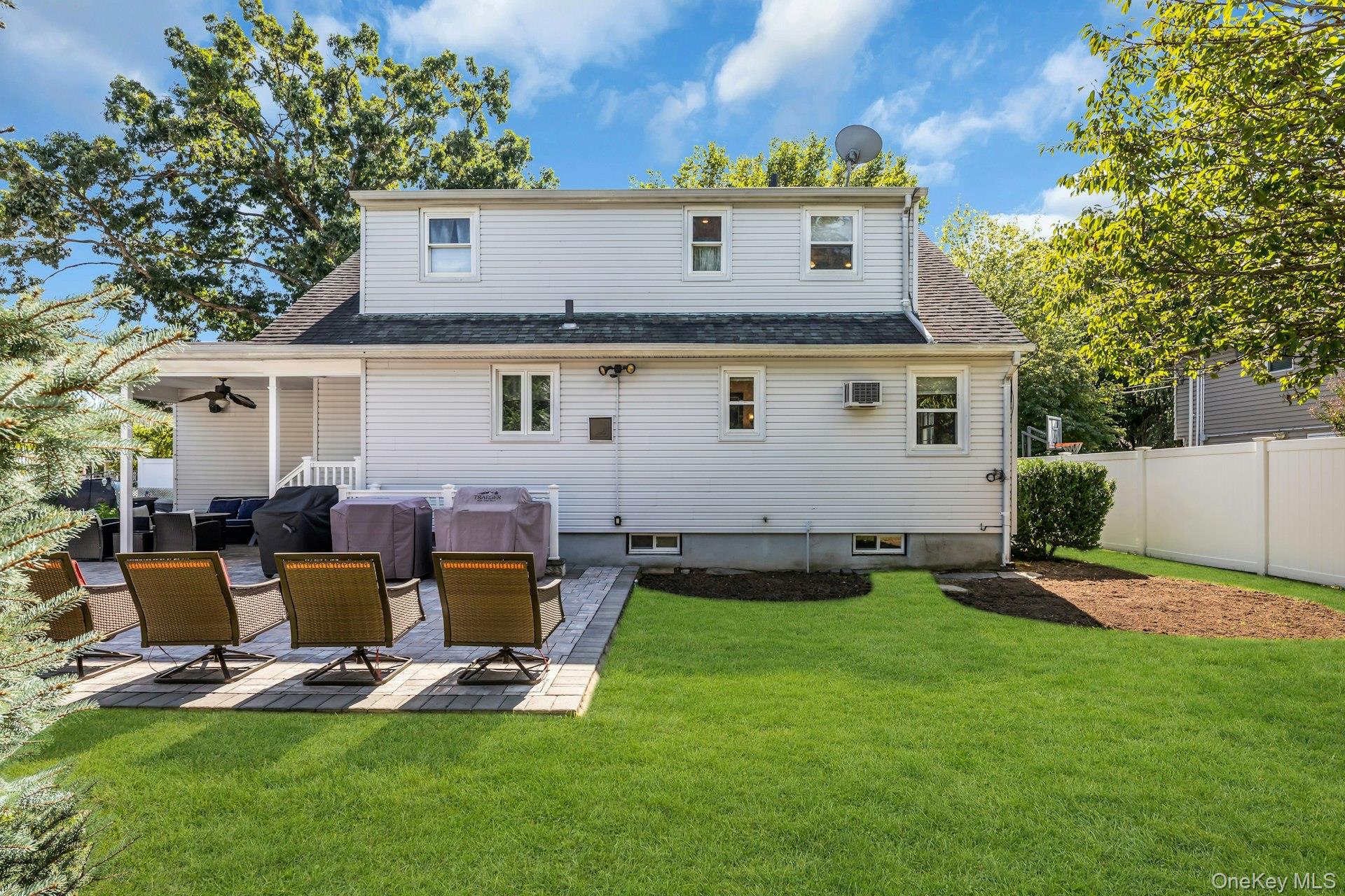 153 N Hickory Street – For Sale photo 27