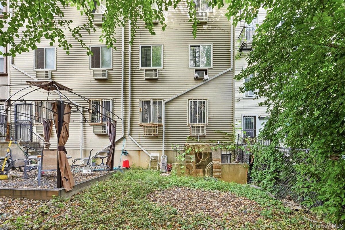 1174 Union Avenue – For Sale photo 36