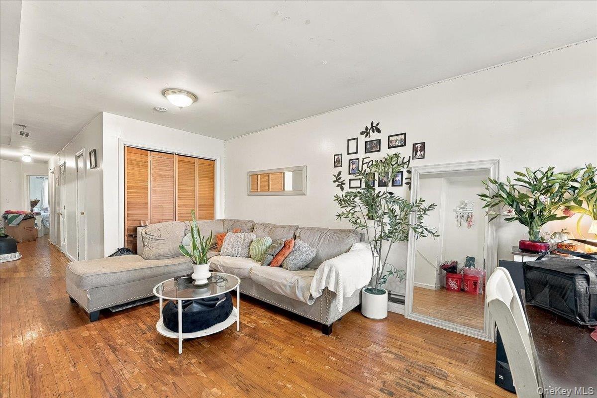 1174 Union Avenue – For Sale photo 5