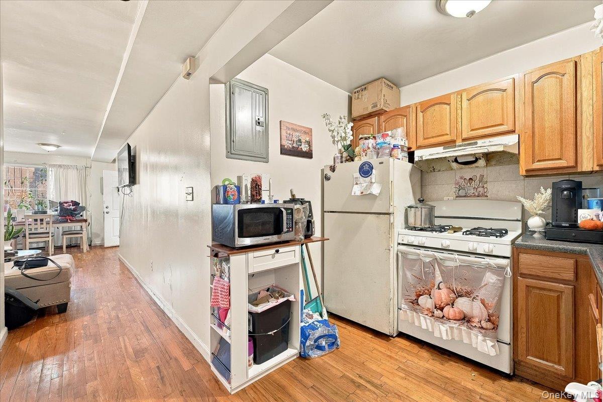 1174 Union Avenue – For Sale photo 10