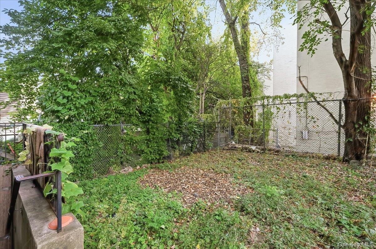 1174 Union Avenue – For Sale photo 37