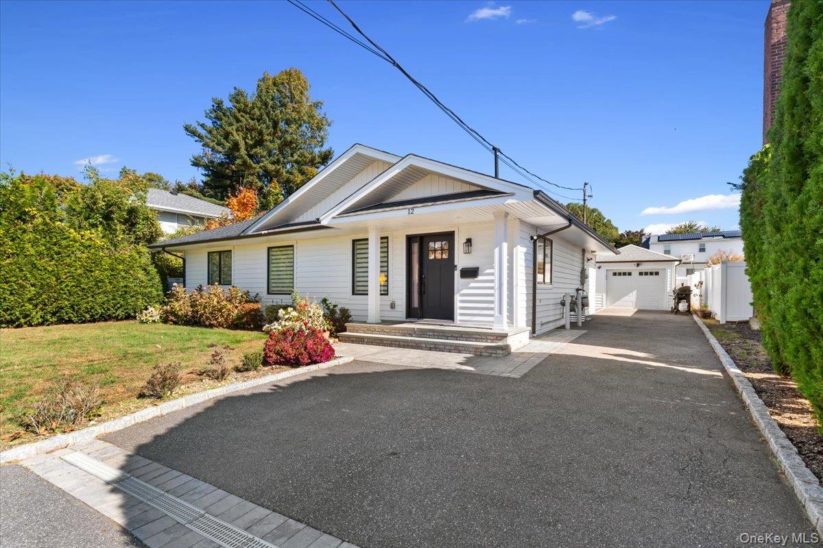 12 Madison Place – For Rent photo 2
