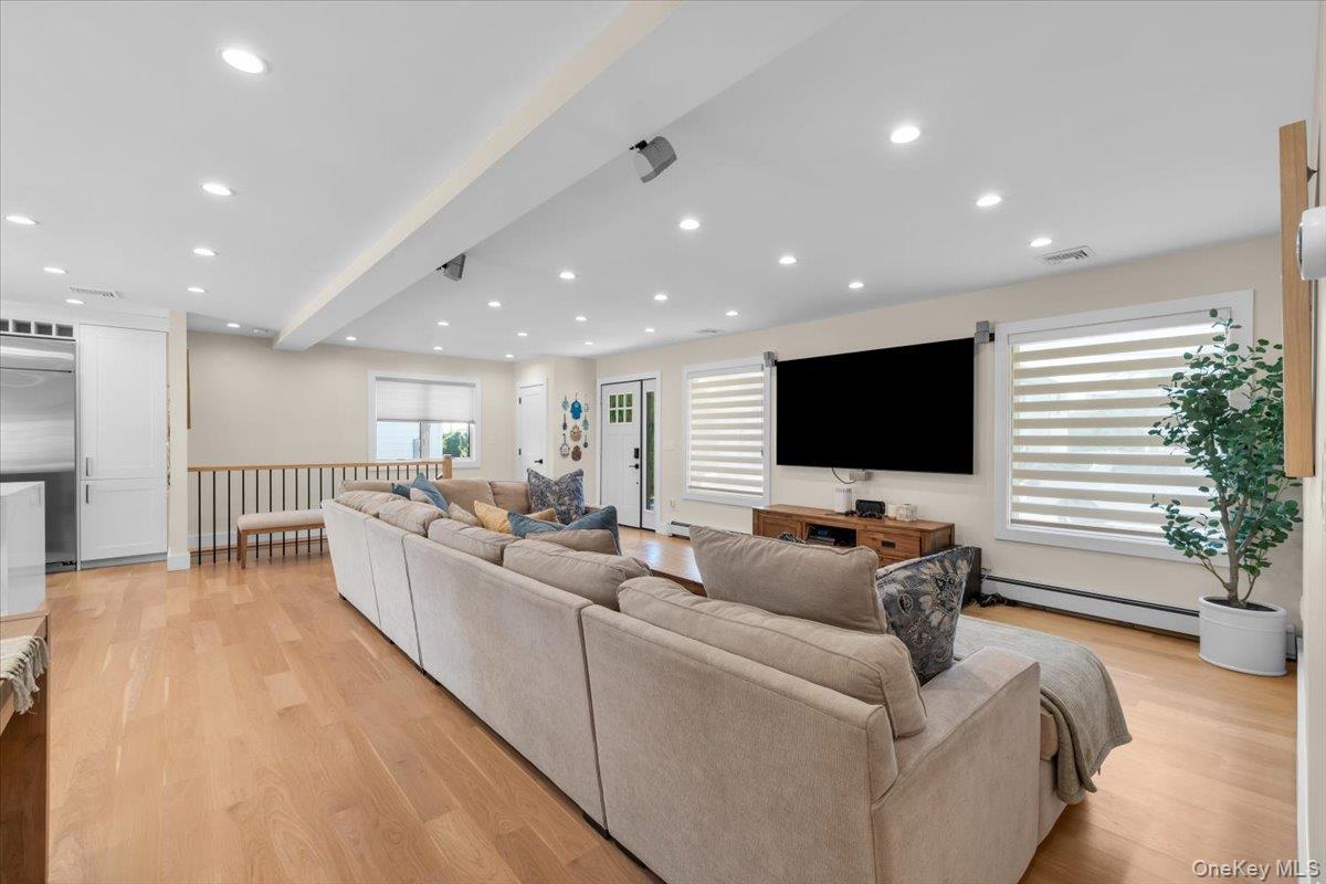 12 Madison Place – For Rent photo 5