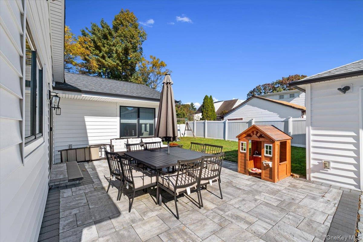 12 Madison Place – For Rent photo 31