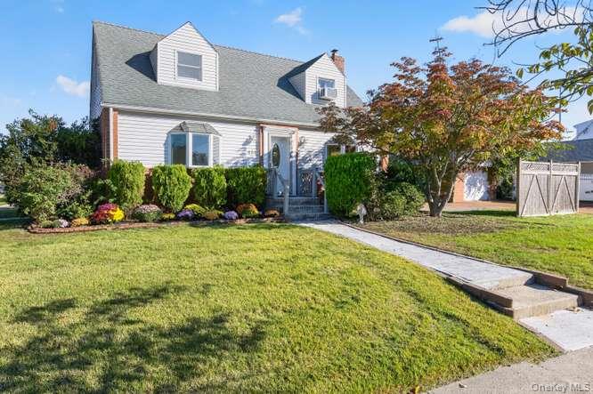 484 Croyden Road – For Sale photo 2