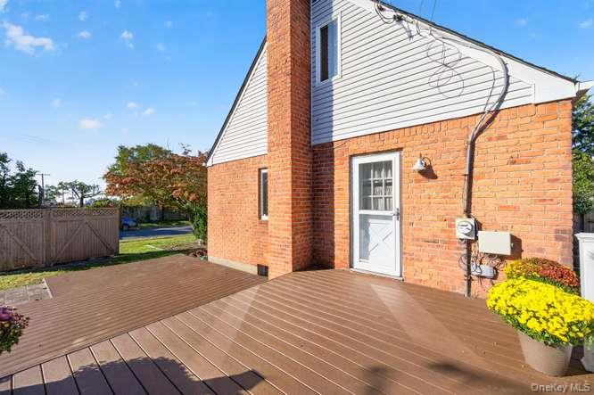 484 Croyden Road – For Sale photo 29