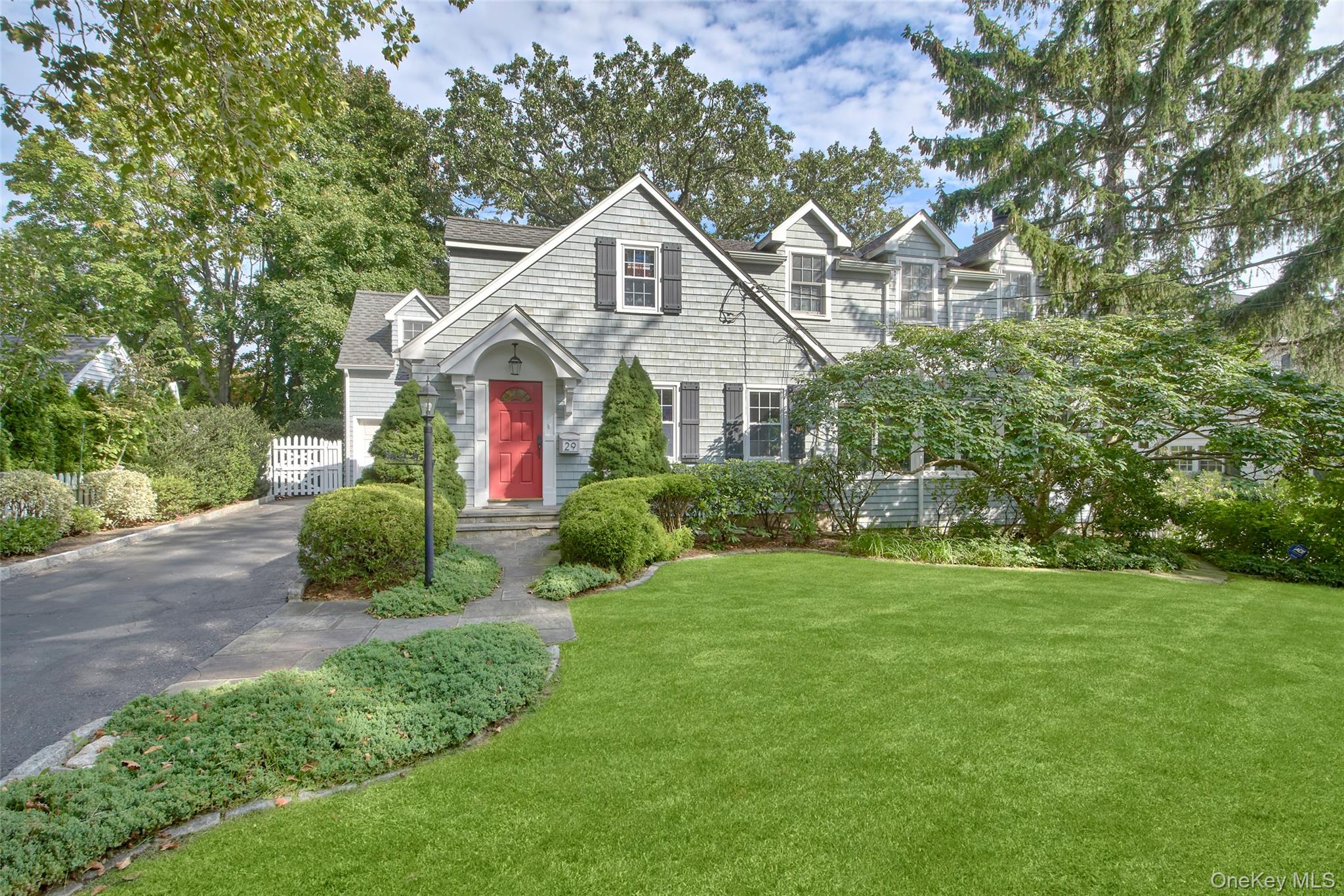 29 Overlook Place – For Sale photo 2
