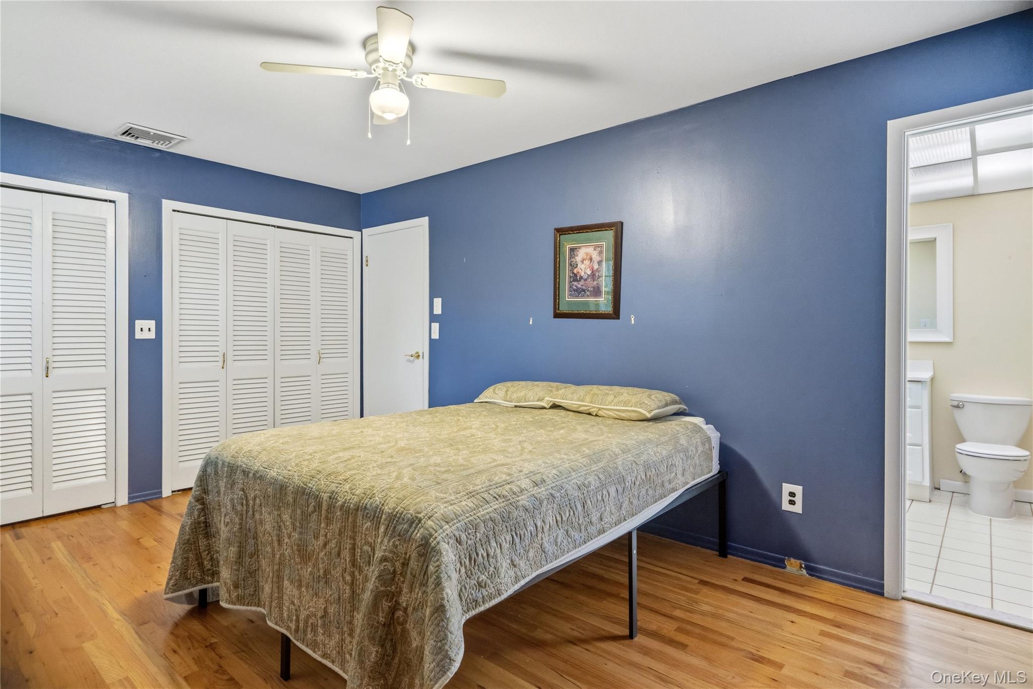 77 E Woodside Avenue – For Sale photo 15