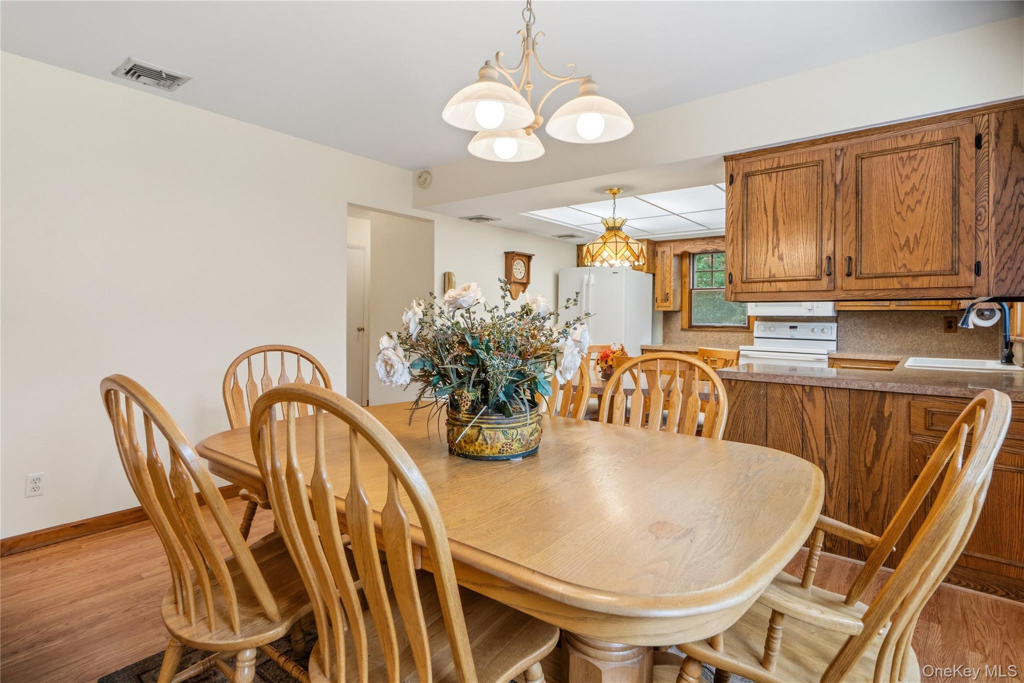 77 E Woodside Avenue – For Sale photo 10