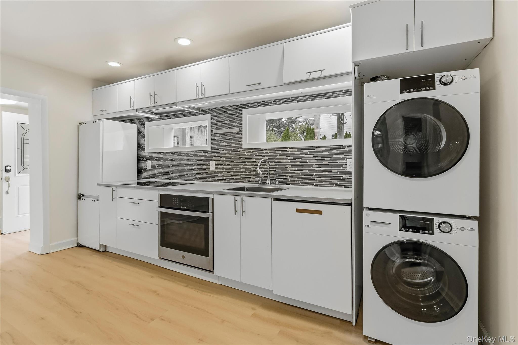157 N Washington Street, Unit 1 photo 12