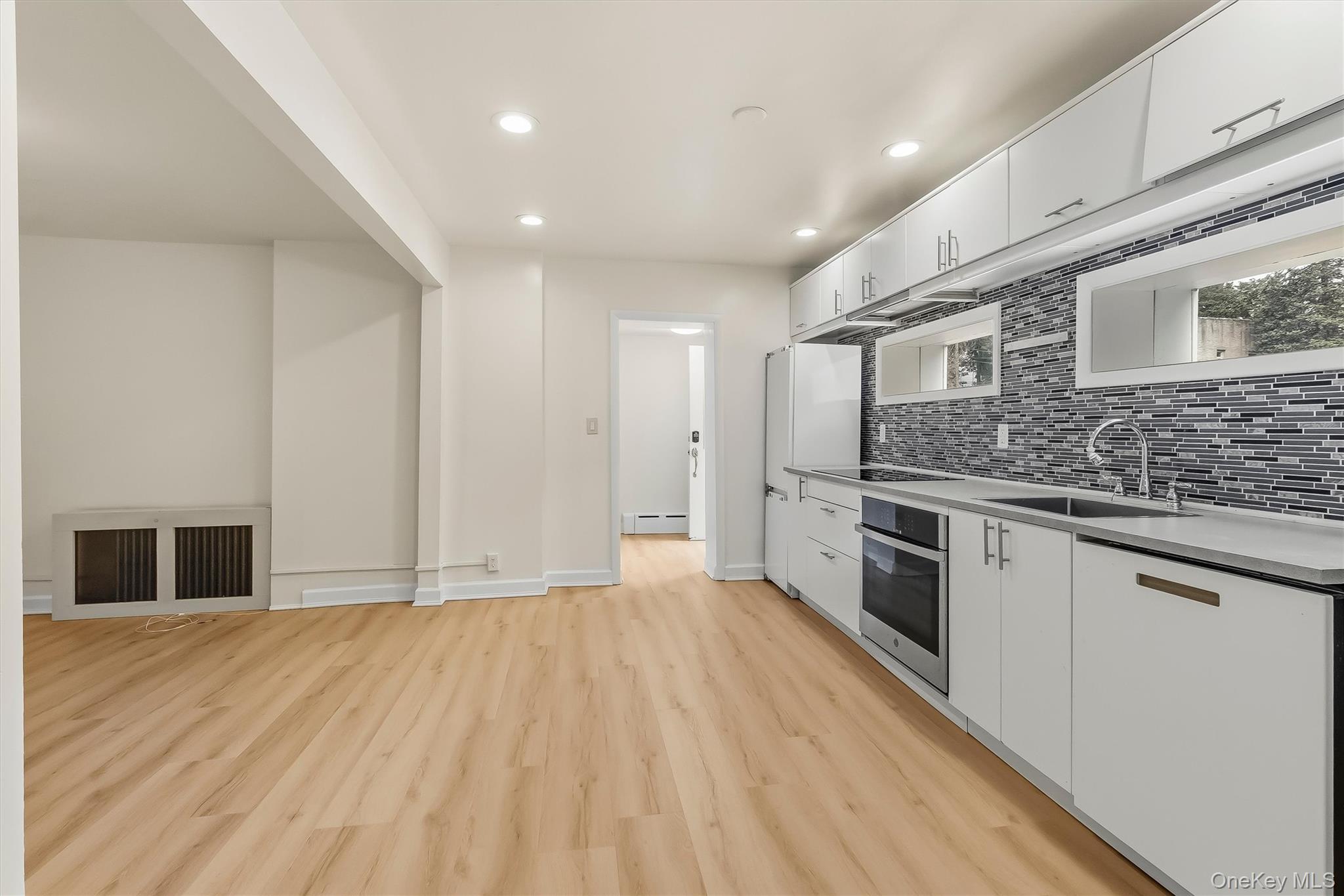 157 N Washington Street, Unit 1 photo 10