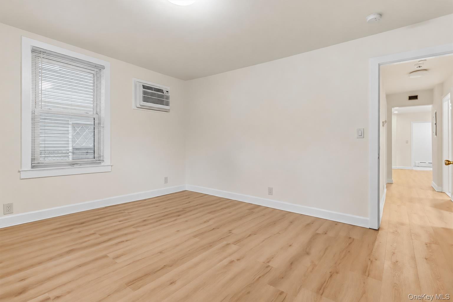 157 N Washington Street, Unit 1 photo 22
