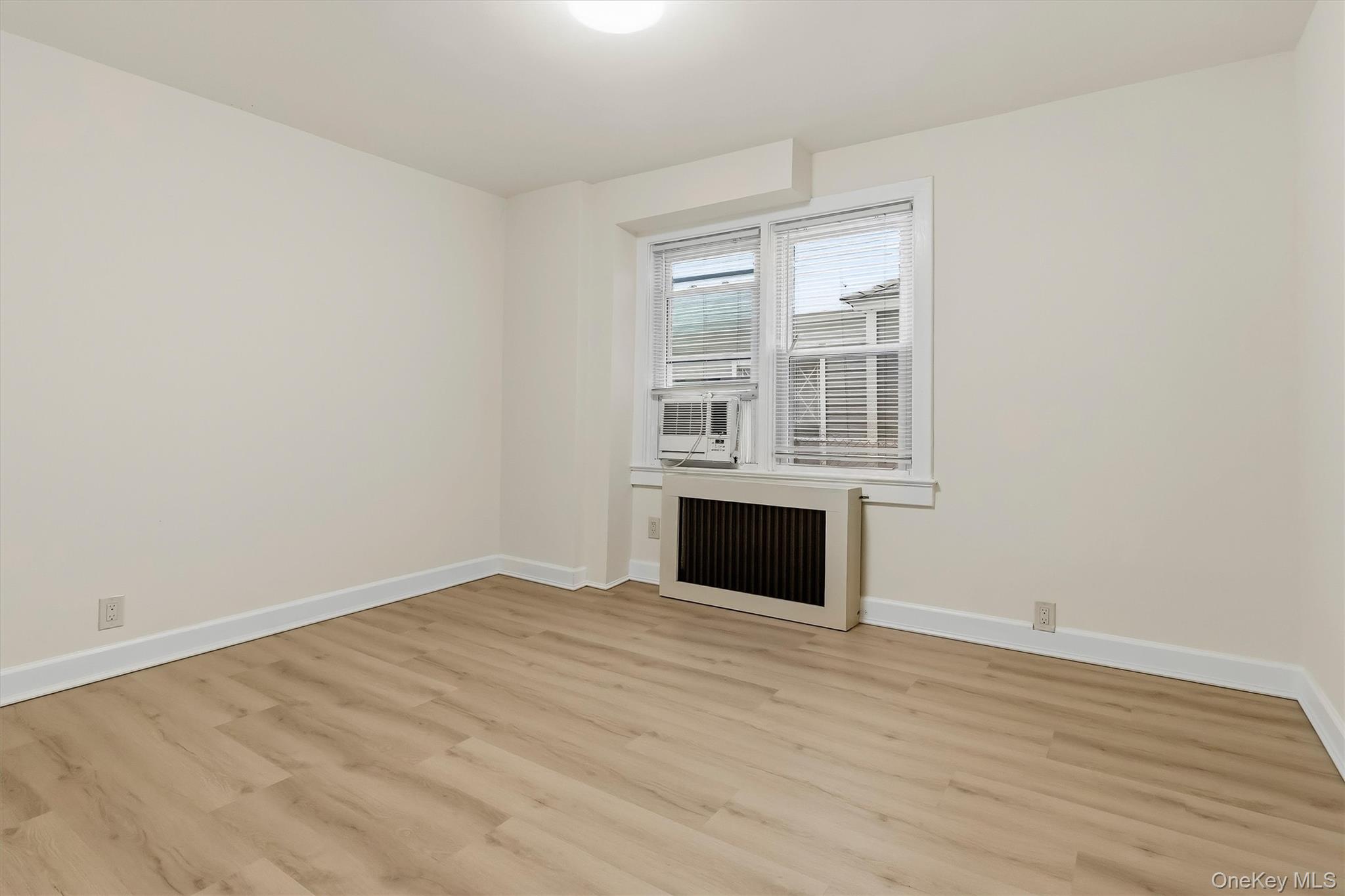 157 N Washington Street, Unit 1 photo 20