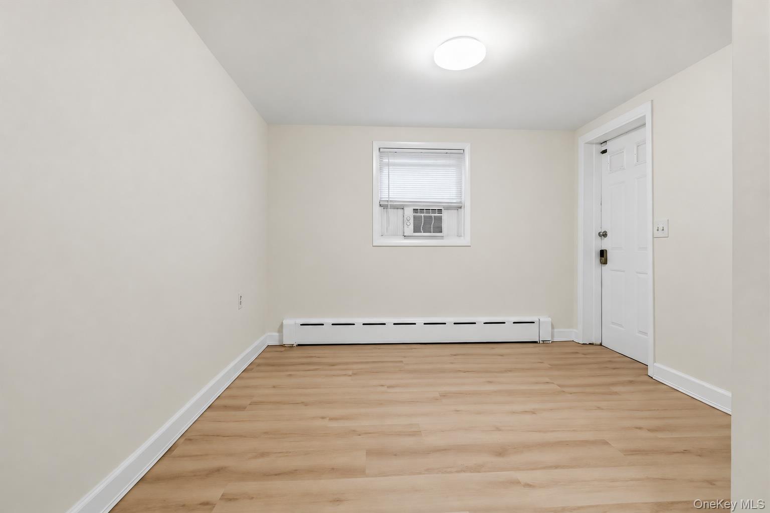 157 N Washington Street, Unit 1 photo 4