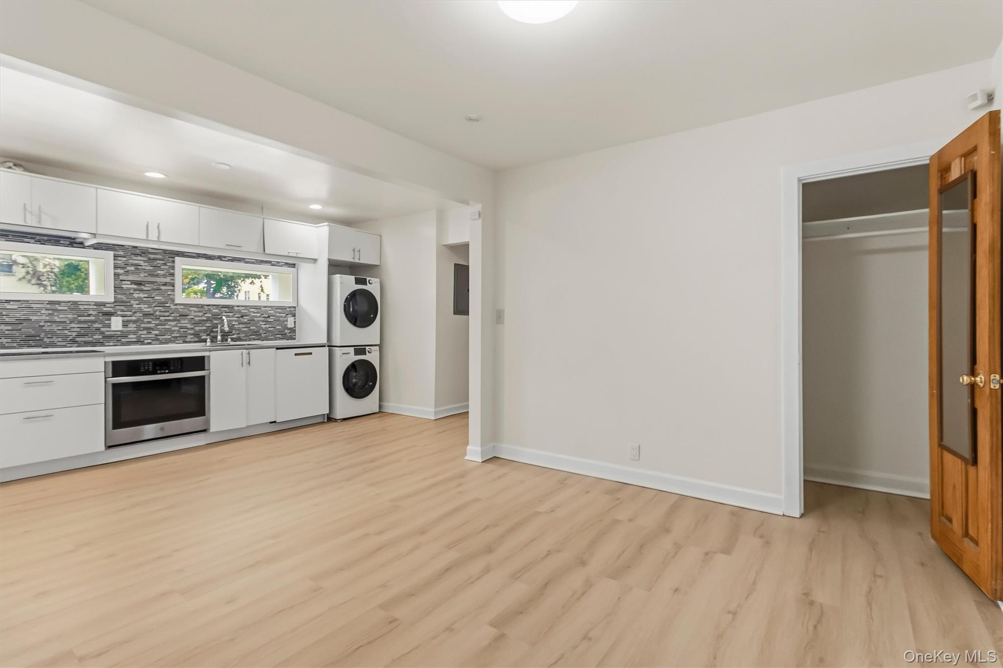 157 N Washington Street, Unit 1 photo 15
