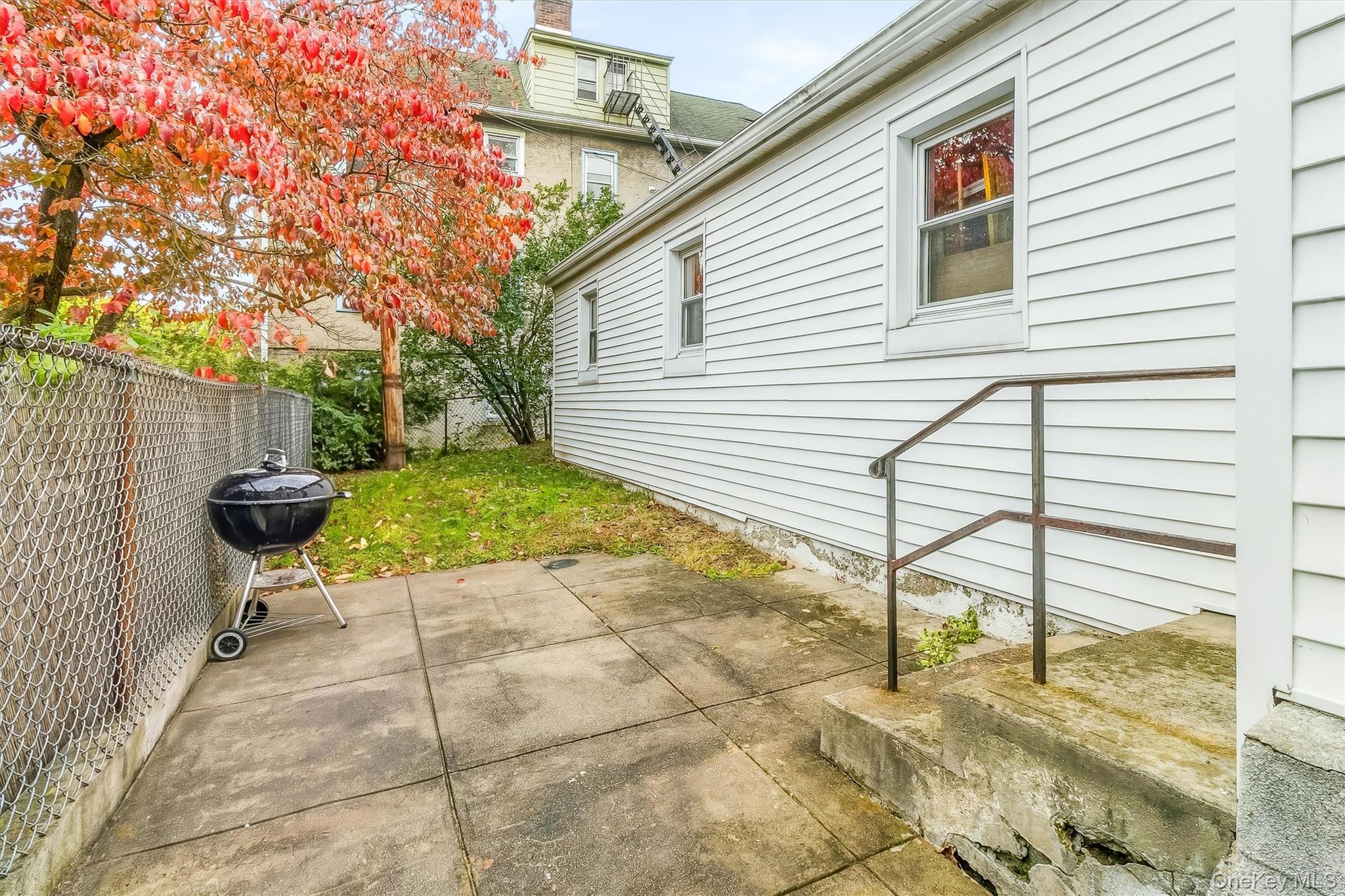 157 N Washington Street, Unit 1 photo 25