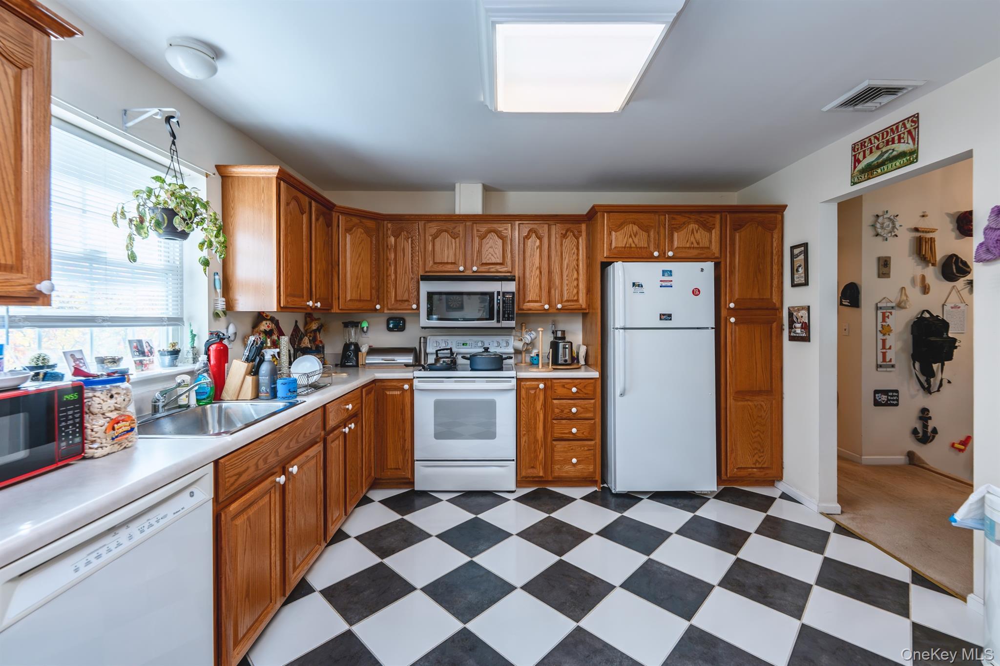 42 Colonial Drive – For Sale photo 14