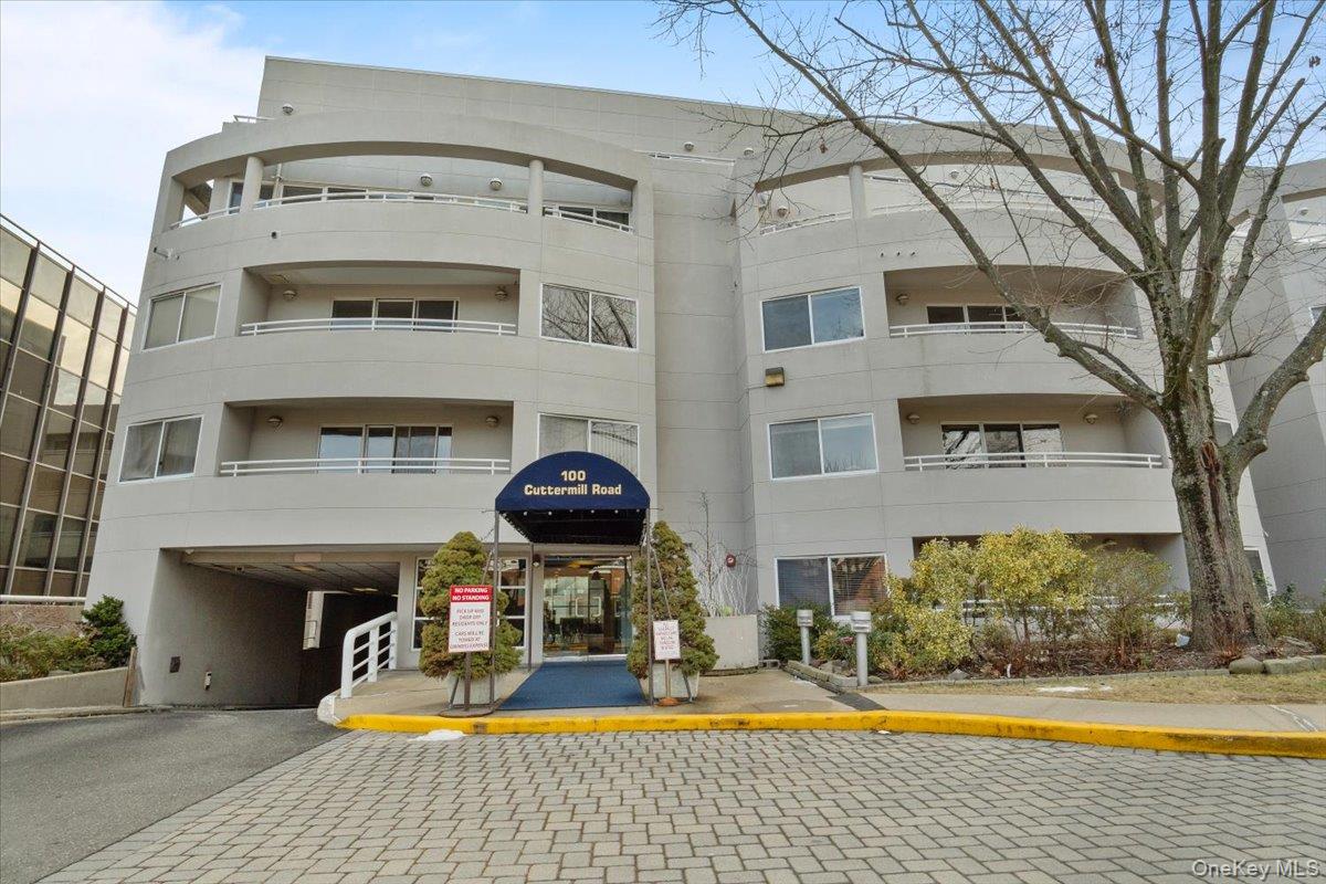 100 Cuttermill Road, Unit 2H
