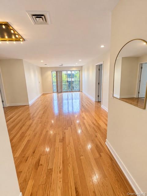100 Cuttermill Road, Unit 2H photo 8