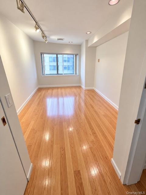 100 Cuttermill Road, Unit 2H photo 12