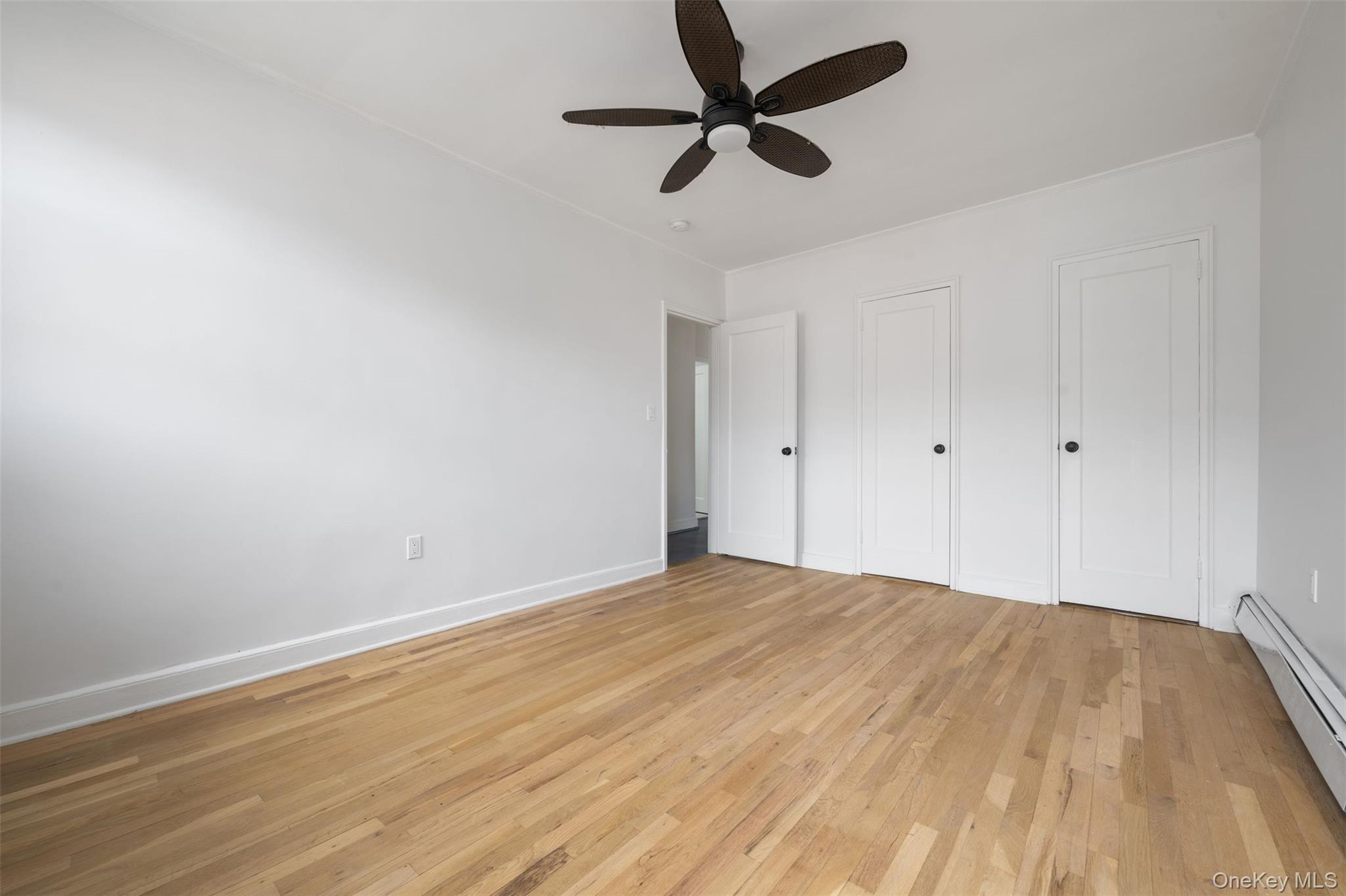 1902 Hone Avenue – For Sale photo 7