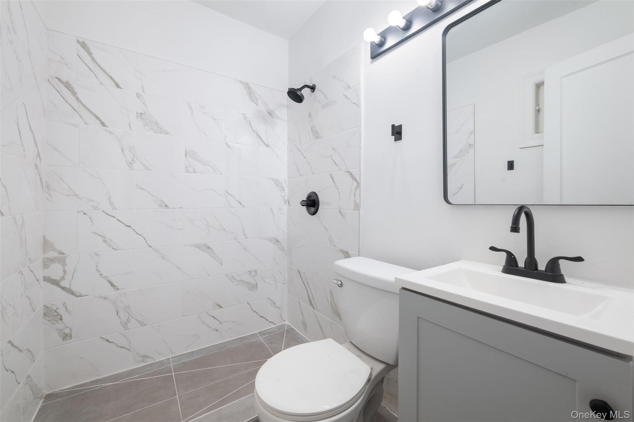 1902 Hone Avenue – For Sale photo 13