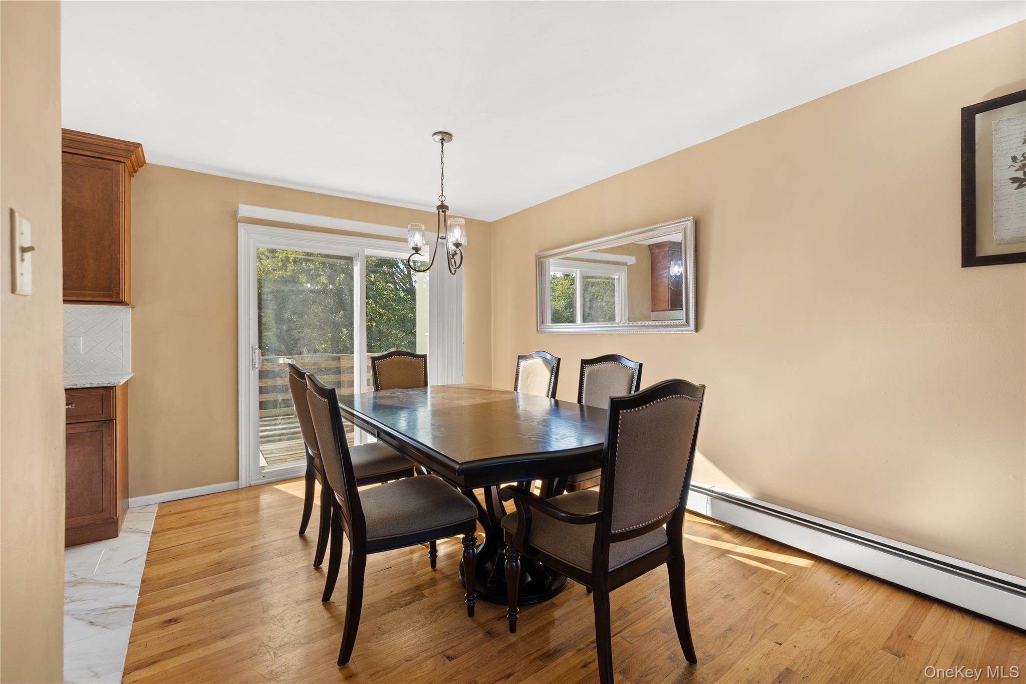 697 East Drive – For Sale photo 9