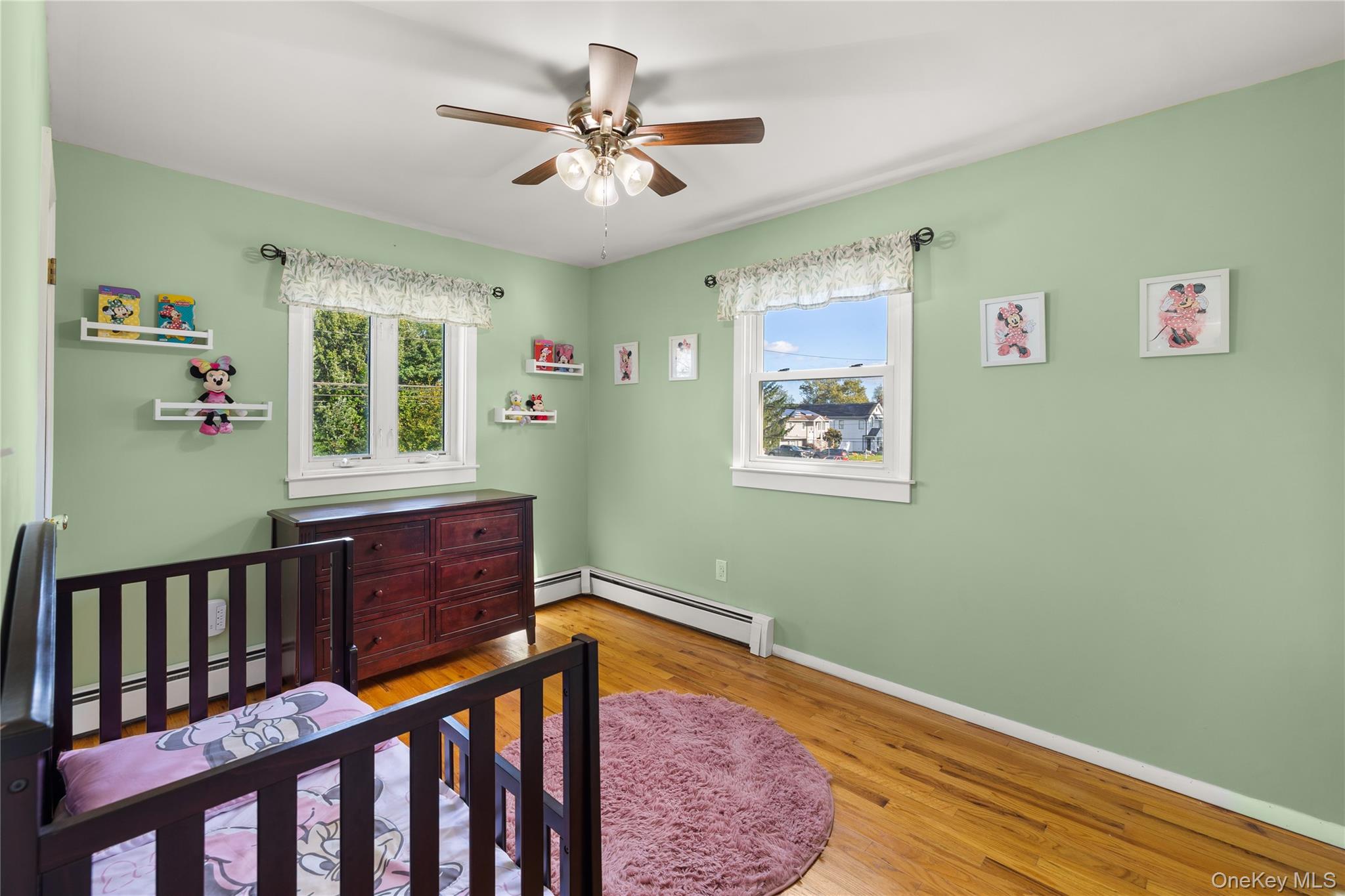 697 East Drive – For Sale photo 13