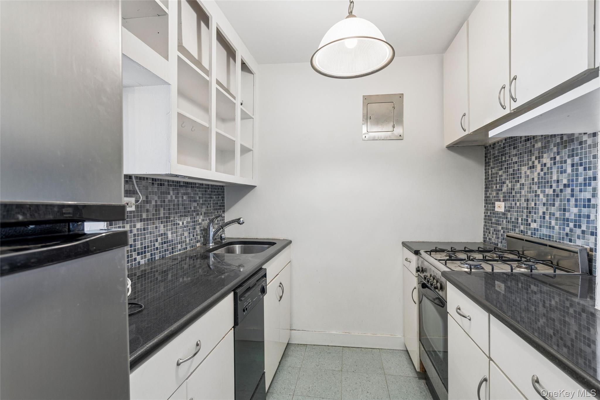 445 E 86th Street, Unit 15D photo 10