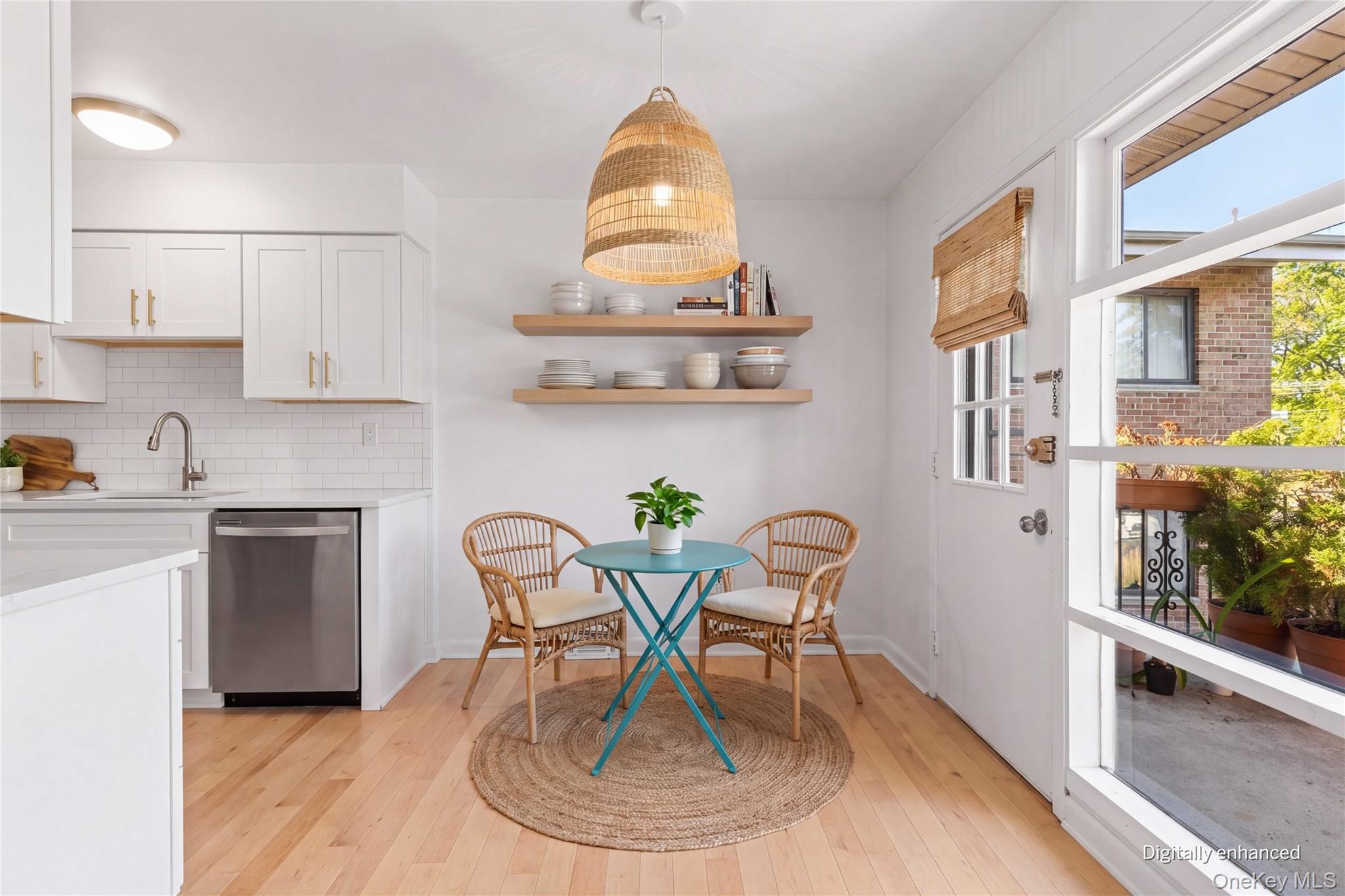 904 N Broadway, Unit 43W photo 9