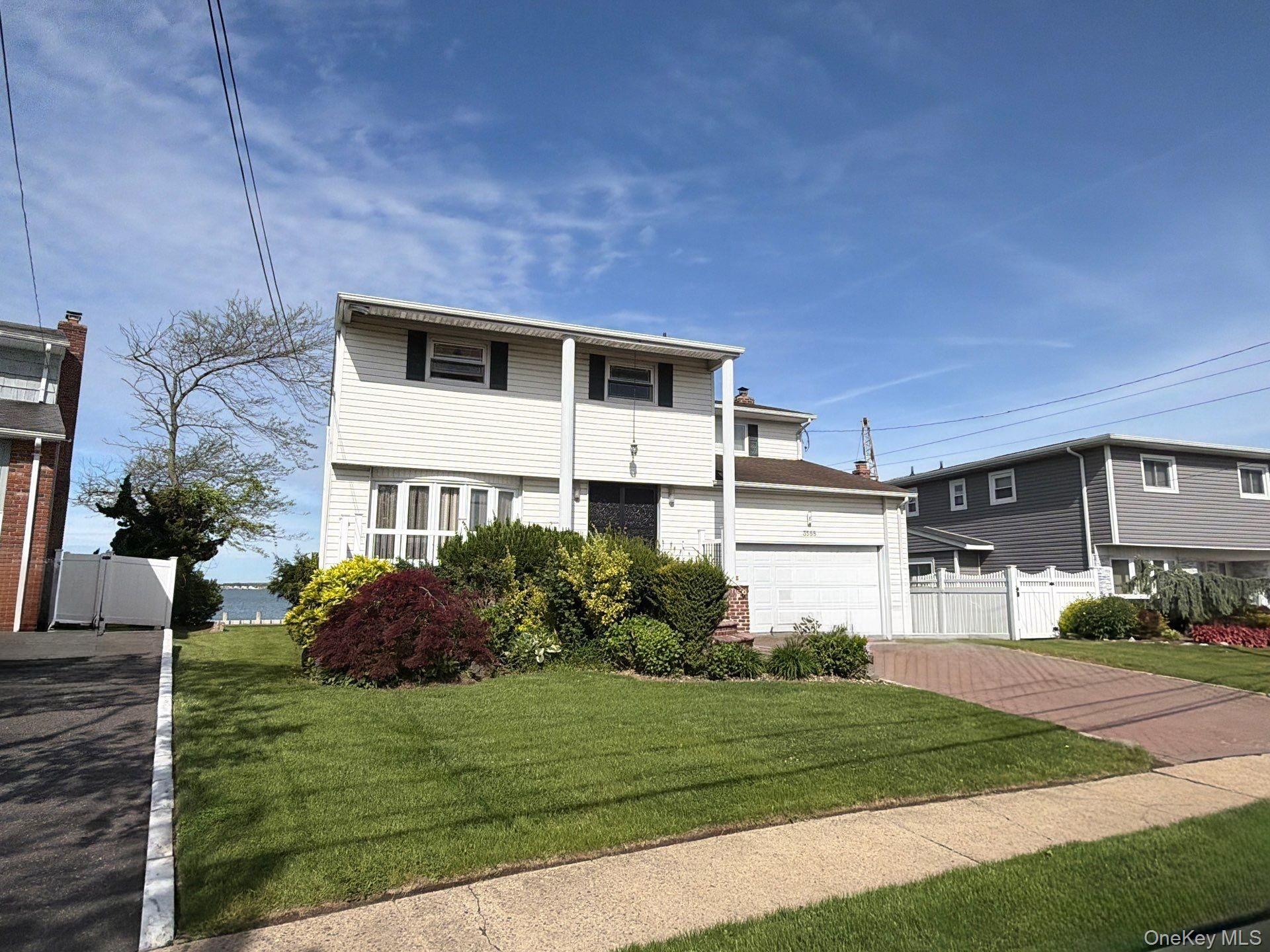 3588 Bertha Drive – For Sale photo 2