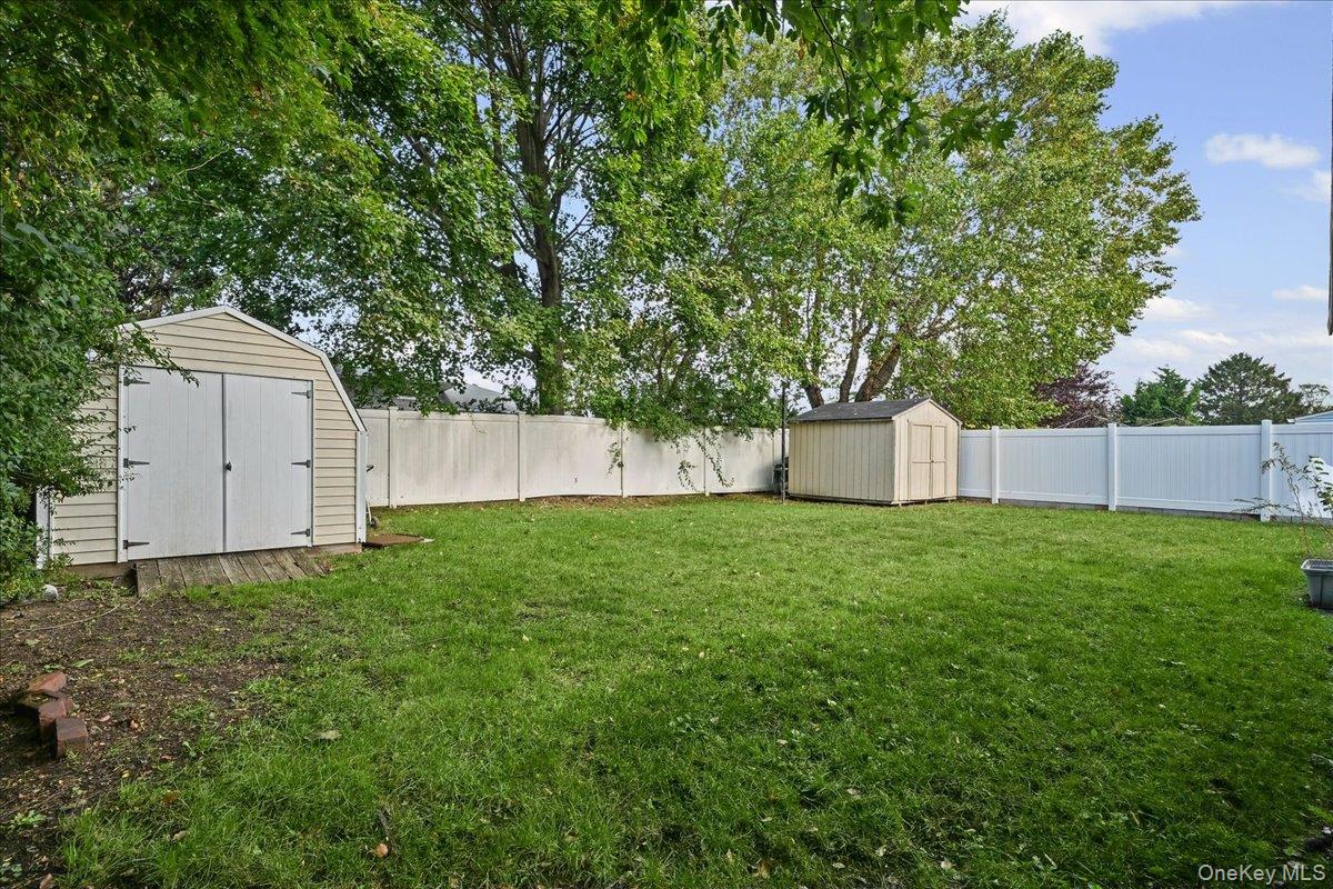 8 Evers Street – For Sale photo 31