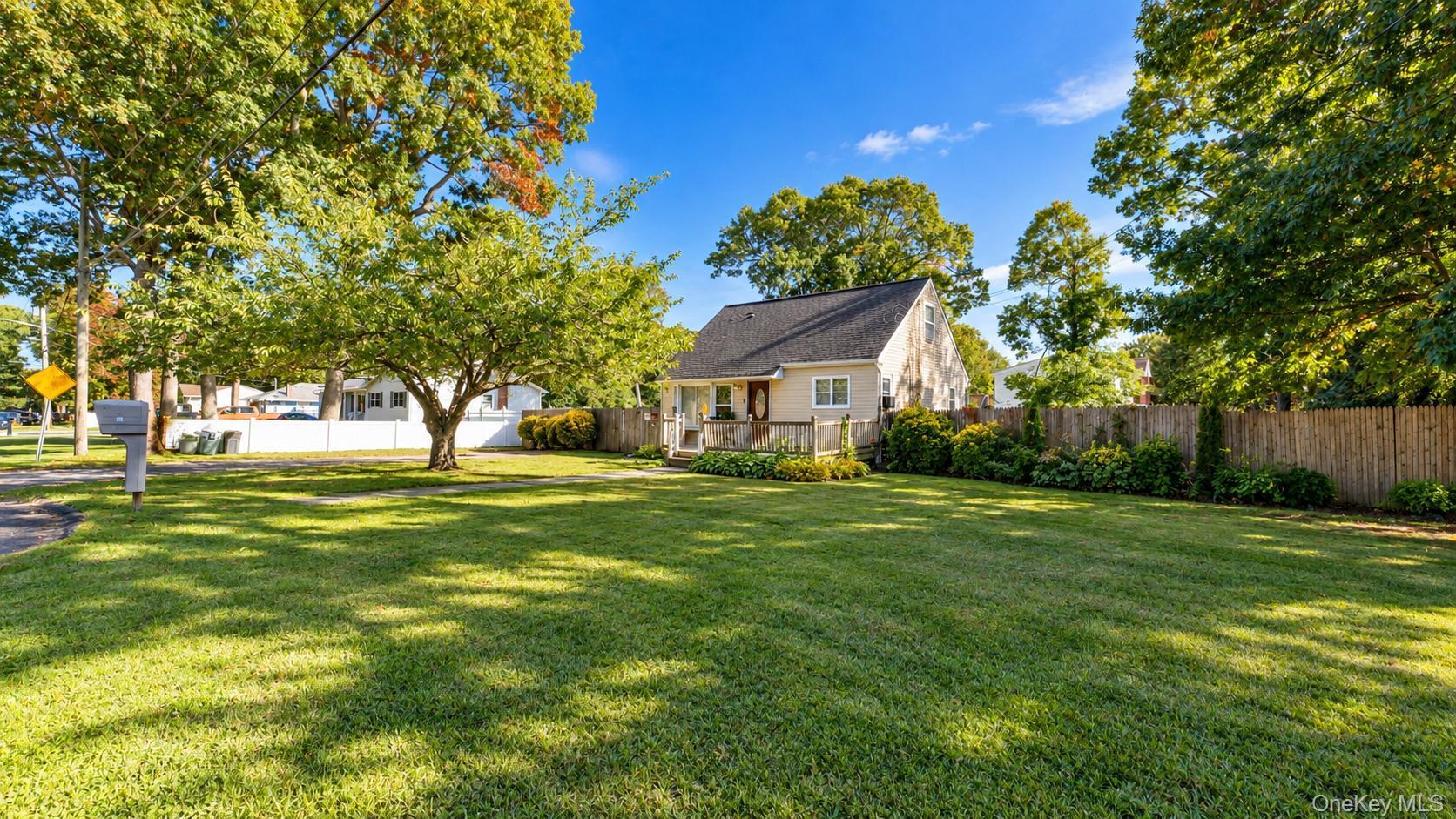 78 Shinnecock Avenue – For Sale photo 2