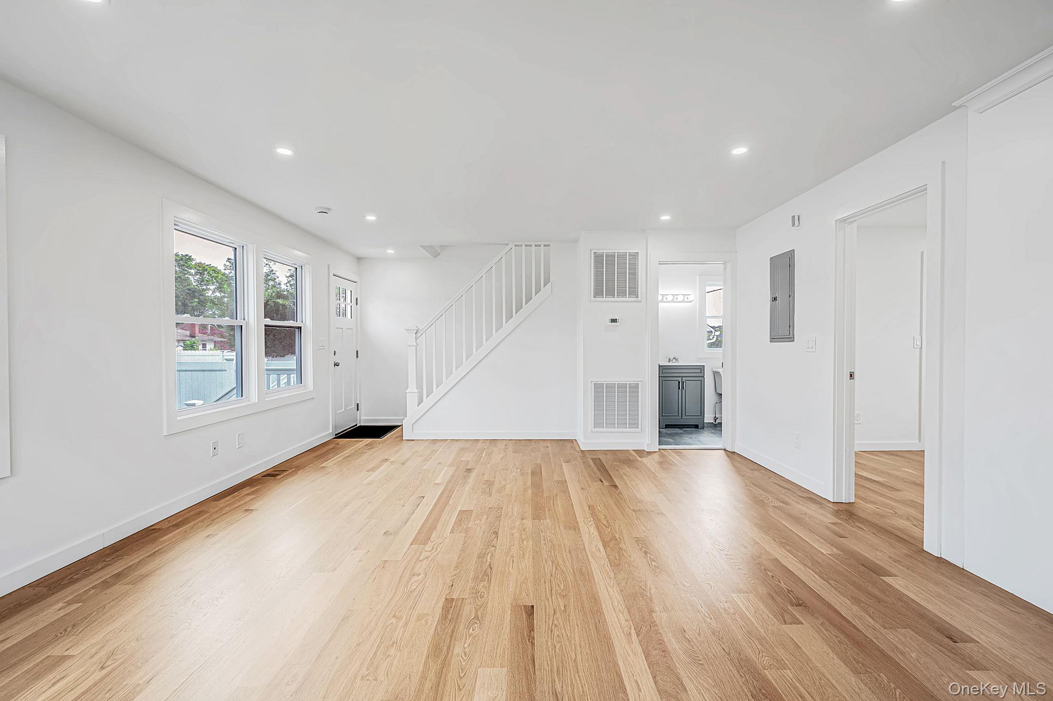 4 Lee Avenue – For Sale photo 7