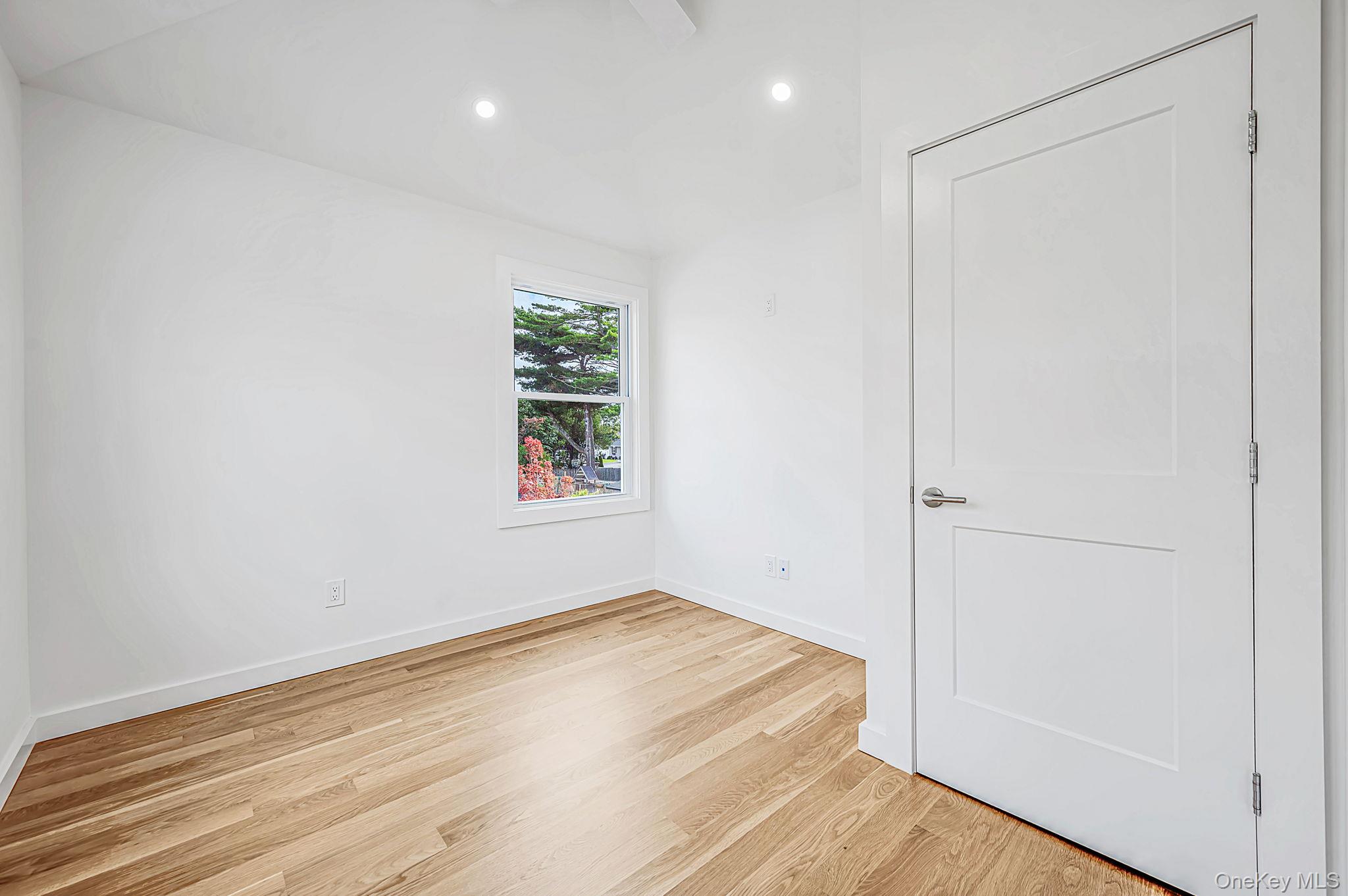 4 Lee Avenue – For Sale photo 14