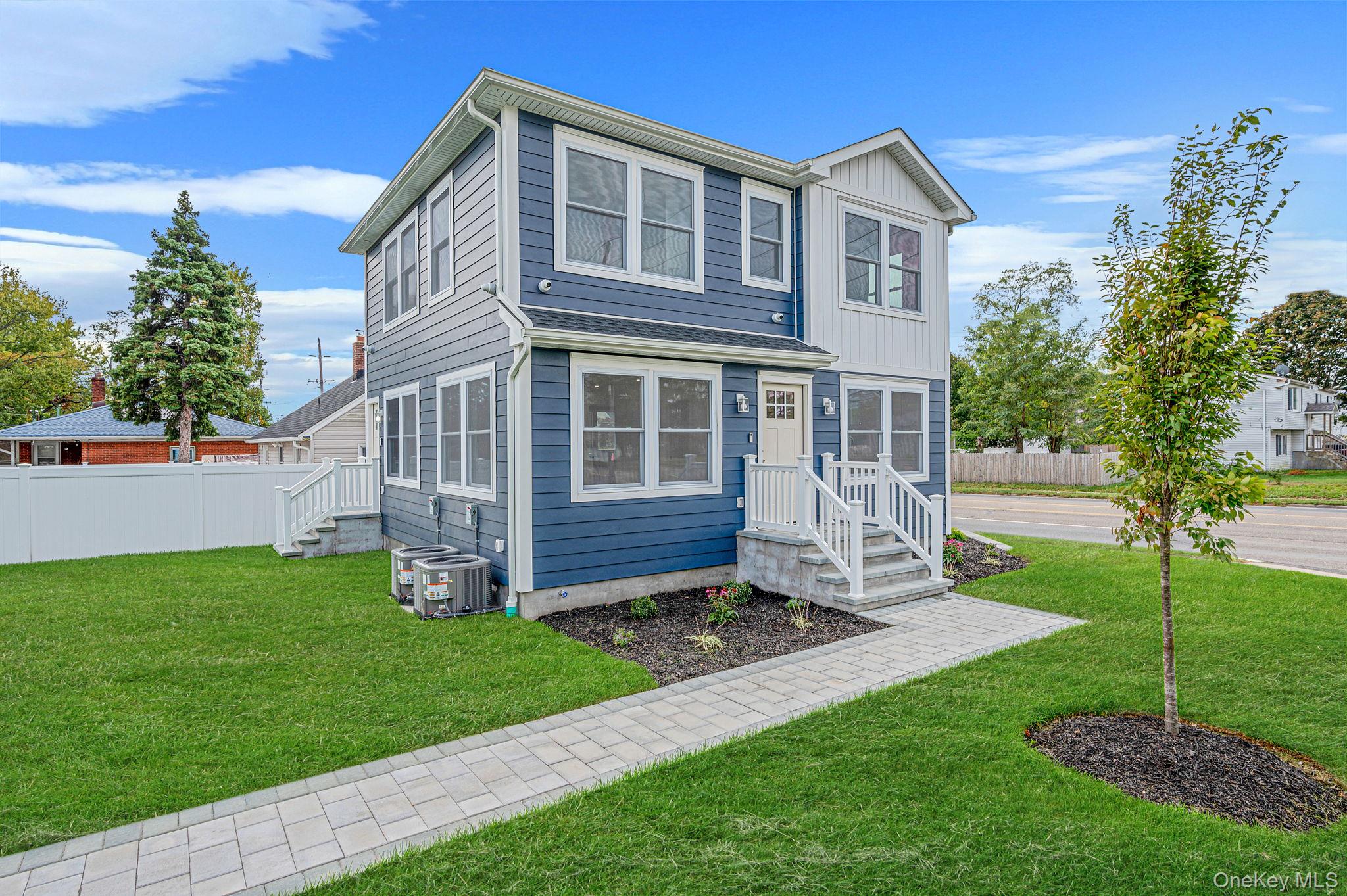 4 Lee Avenue – For Sale photo 2