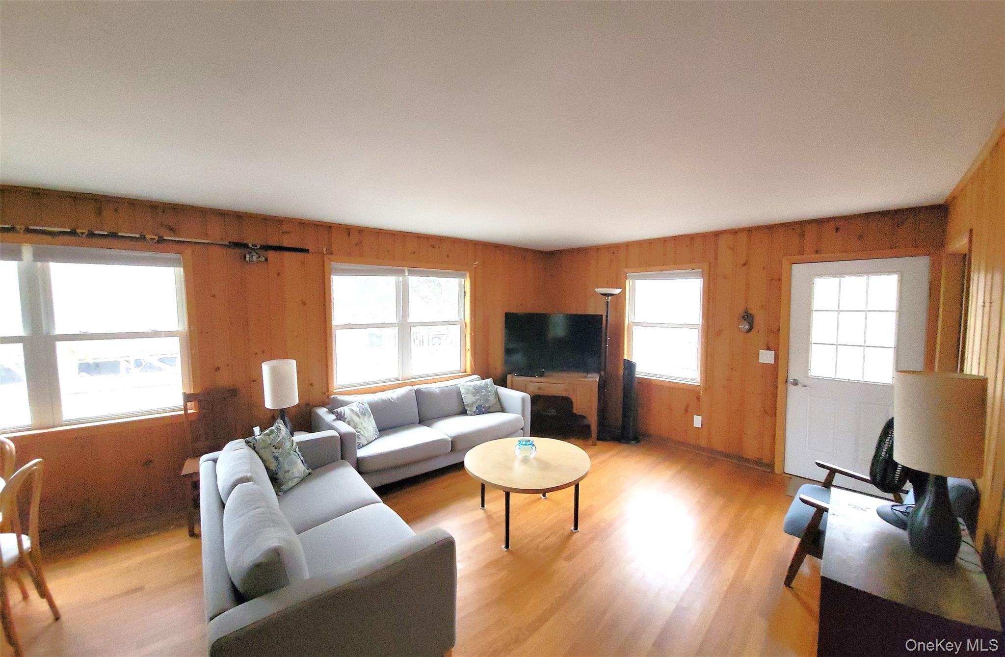 84 Oak Walk – For Sale