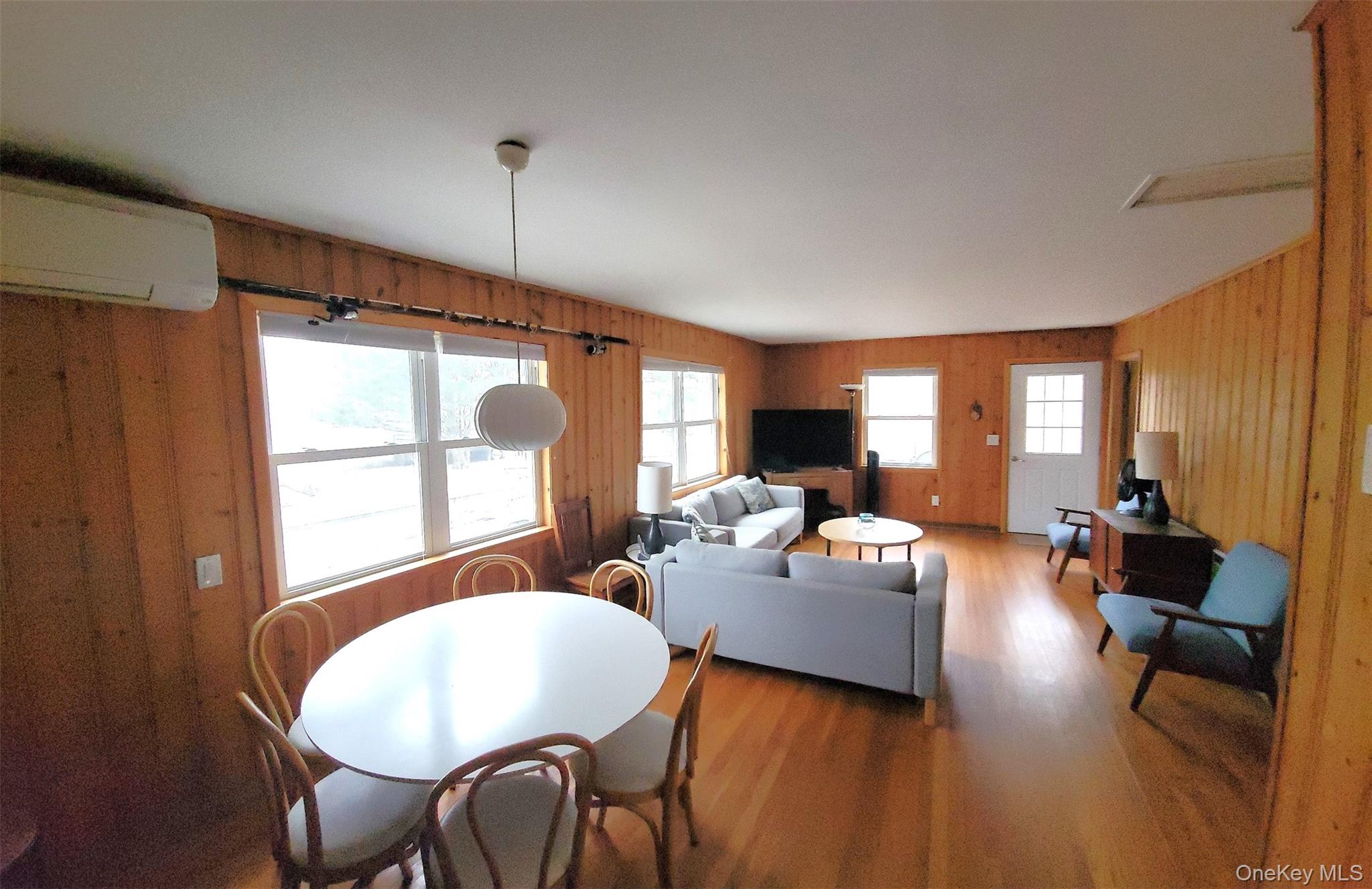 84 Oak Walk – For Sale photo 3
