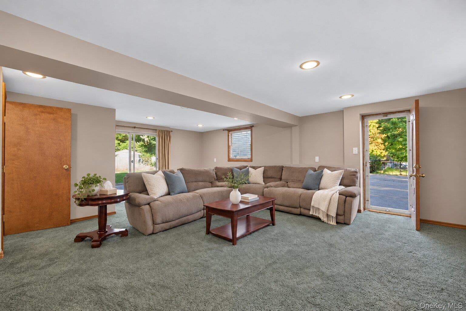 121 Ketay Drive S – For Sale photo 13