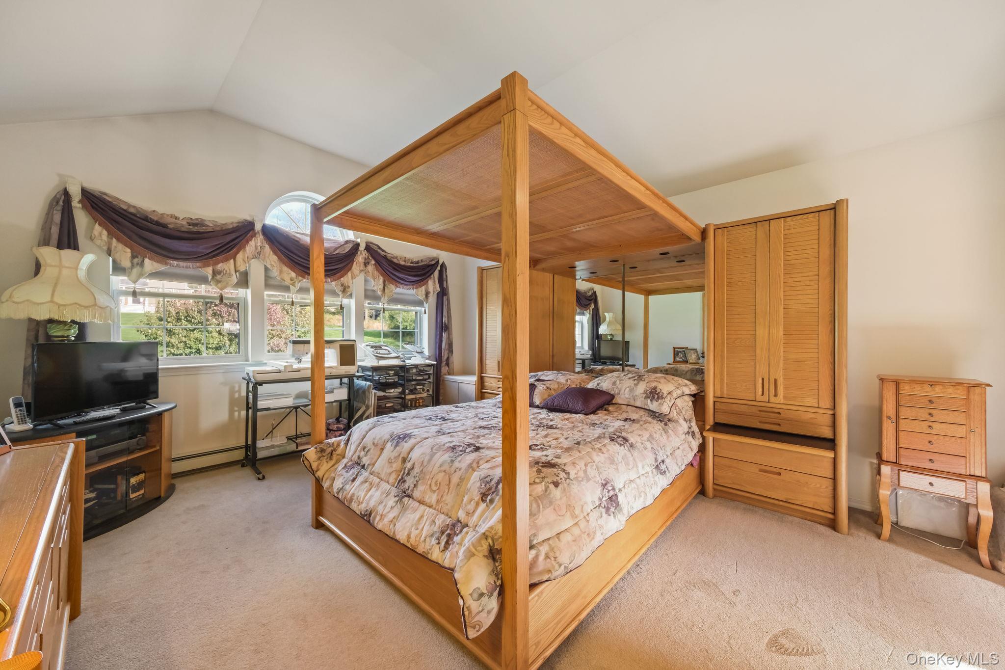 55 Beach Road – For Sale photo 27