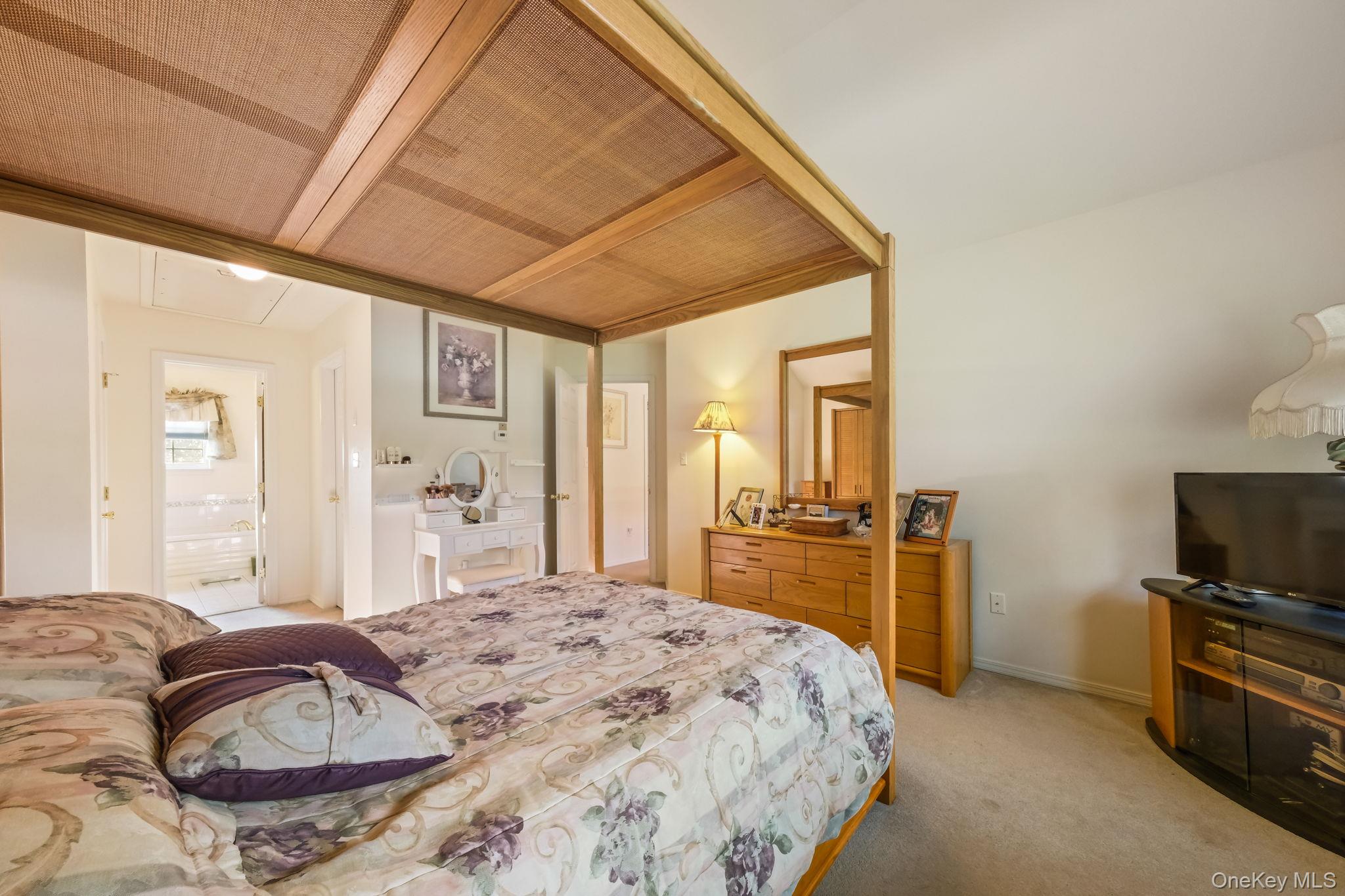 55 Beach Road – For Sale photo 28