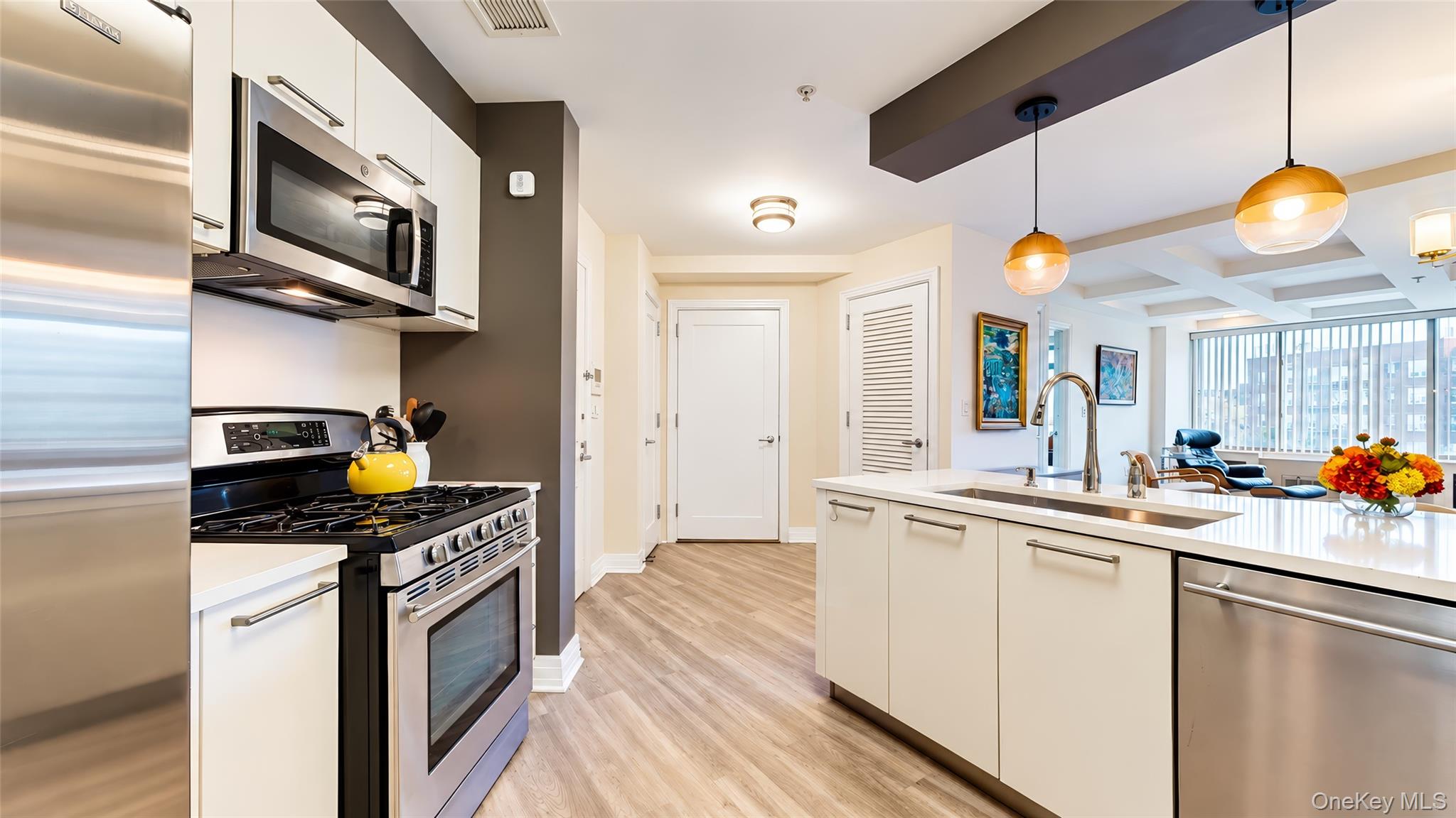 64-05 Yellowstone Boulevard, Unit 415AS photo 7