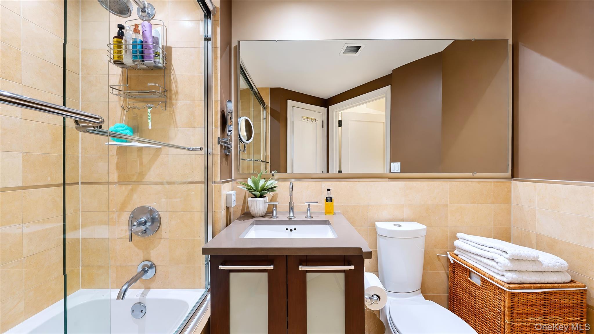 64-05 Yellowstone Boulevard, Unit 415AS photo 11