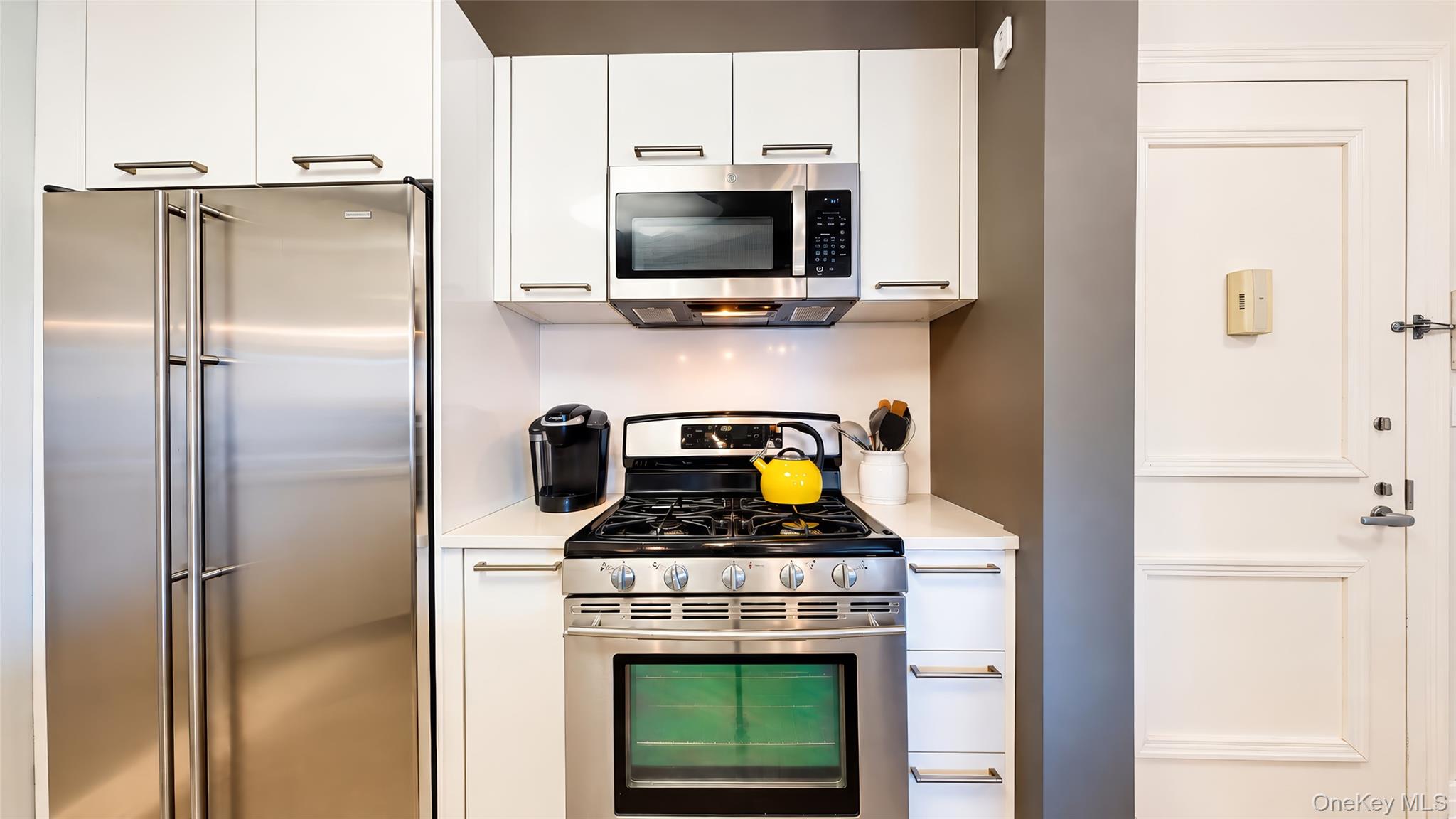 64-05 Yellowstone Boulevard, Unit 415AS photo 5